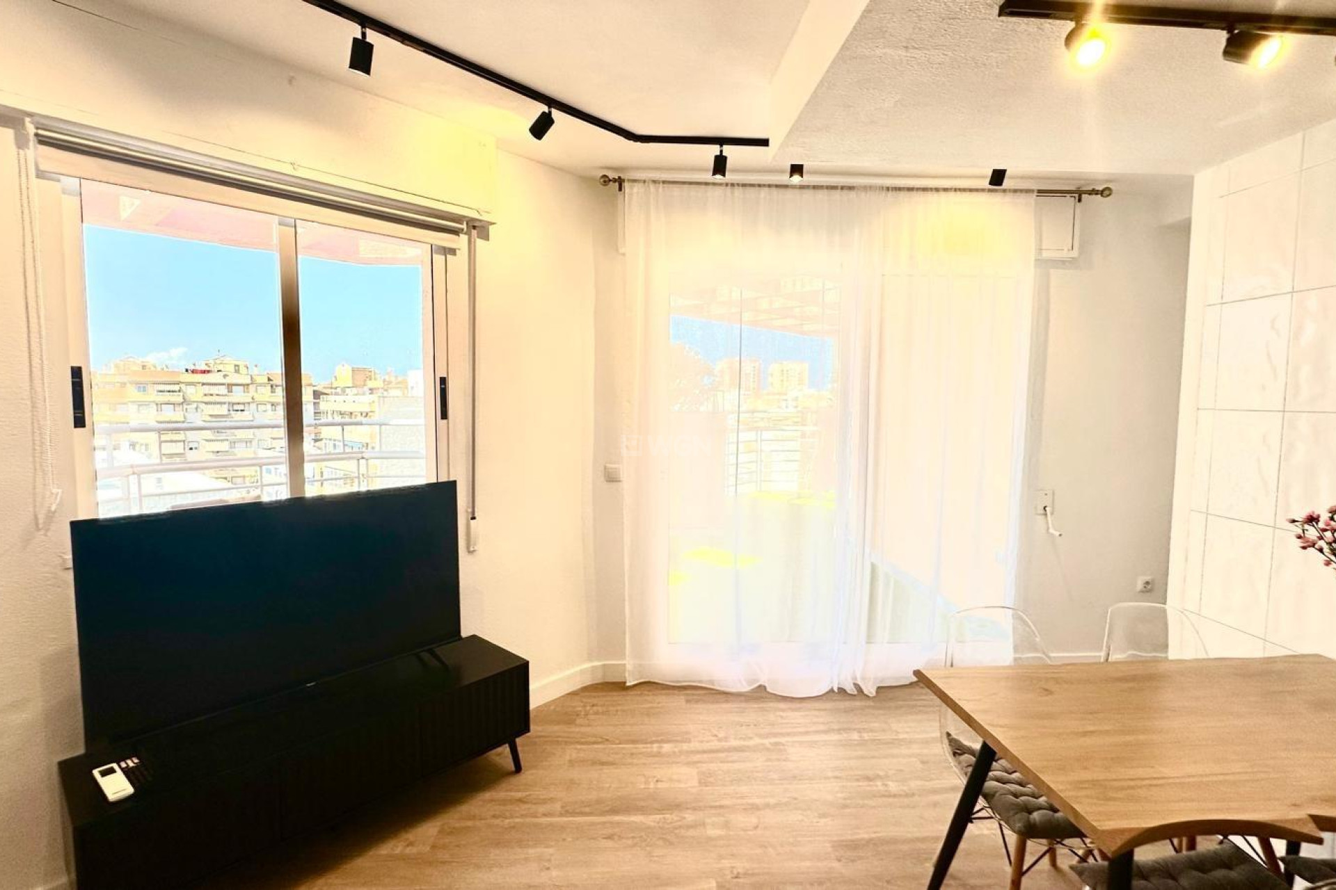 Resale - Apartment / flat - Torrevieja - Centro