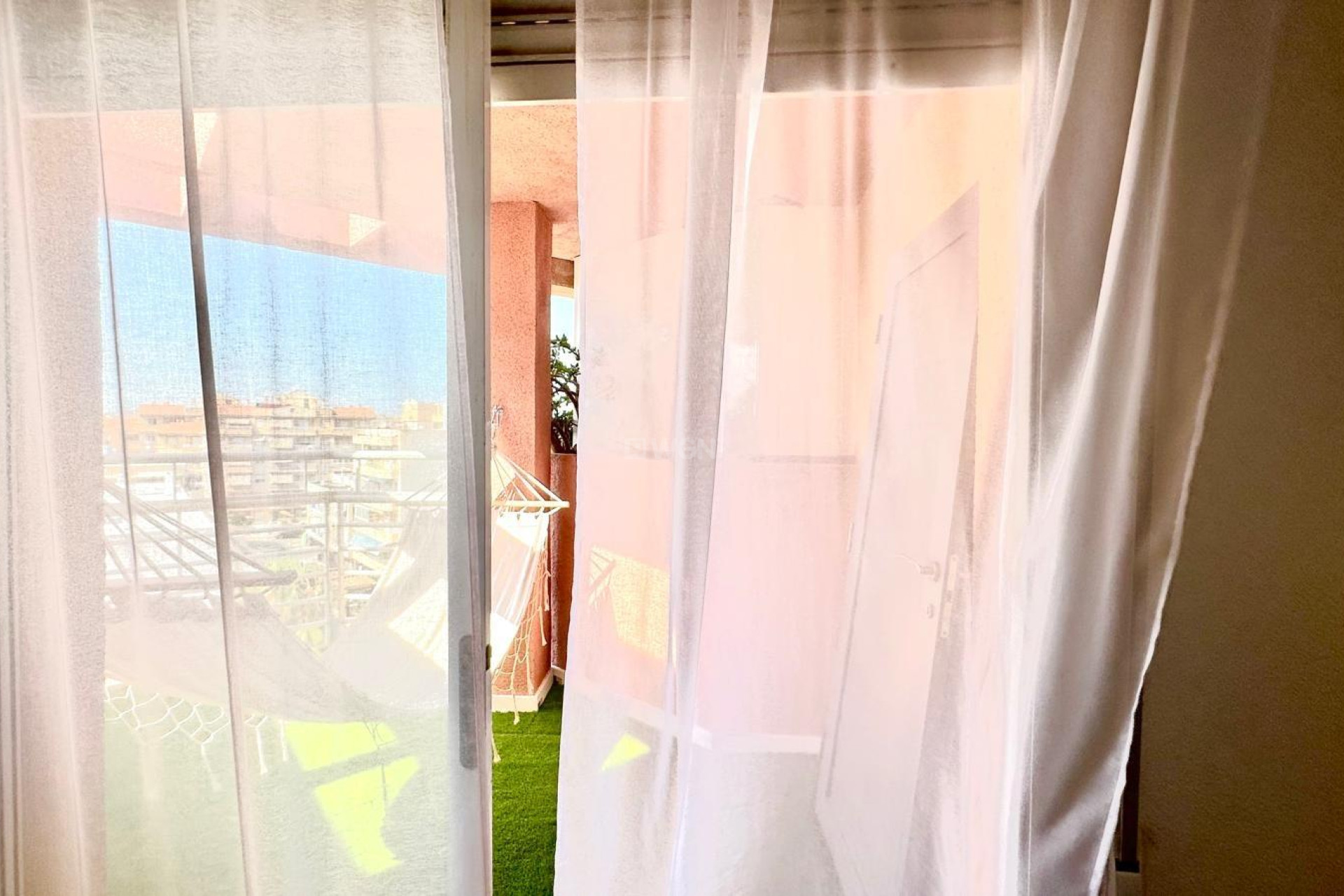 Resale - Apartment / flat - Torrevieja - Centro