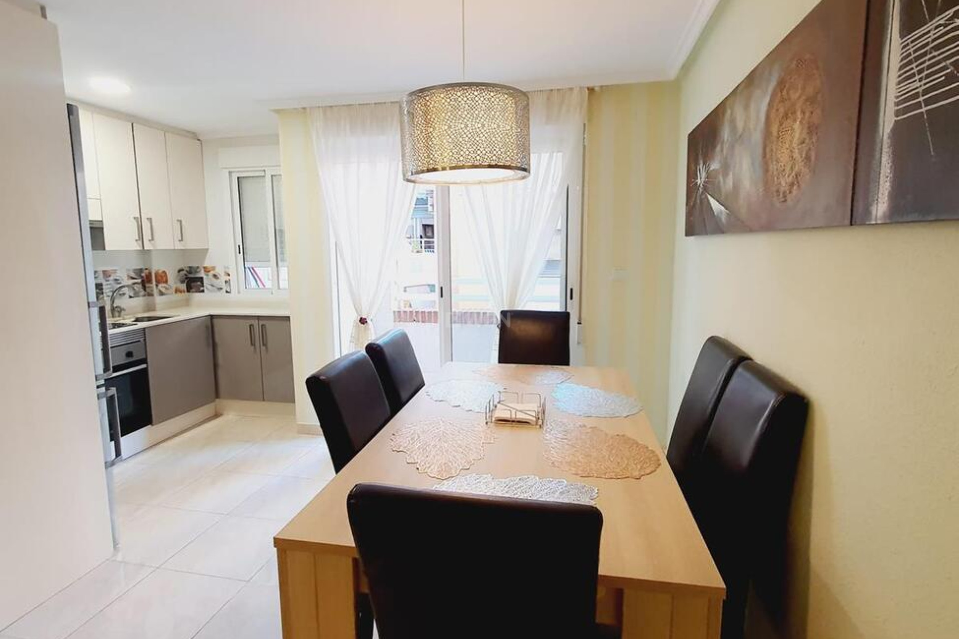 Resale - Apartment / flat - Torrevieja - Centro