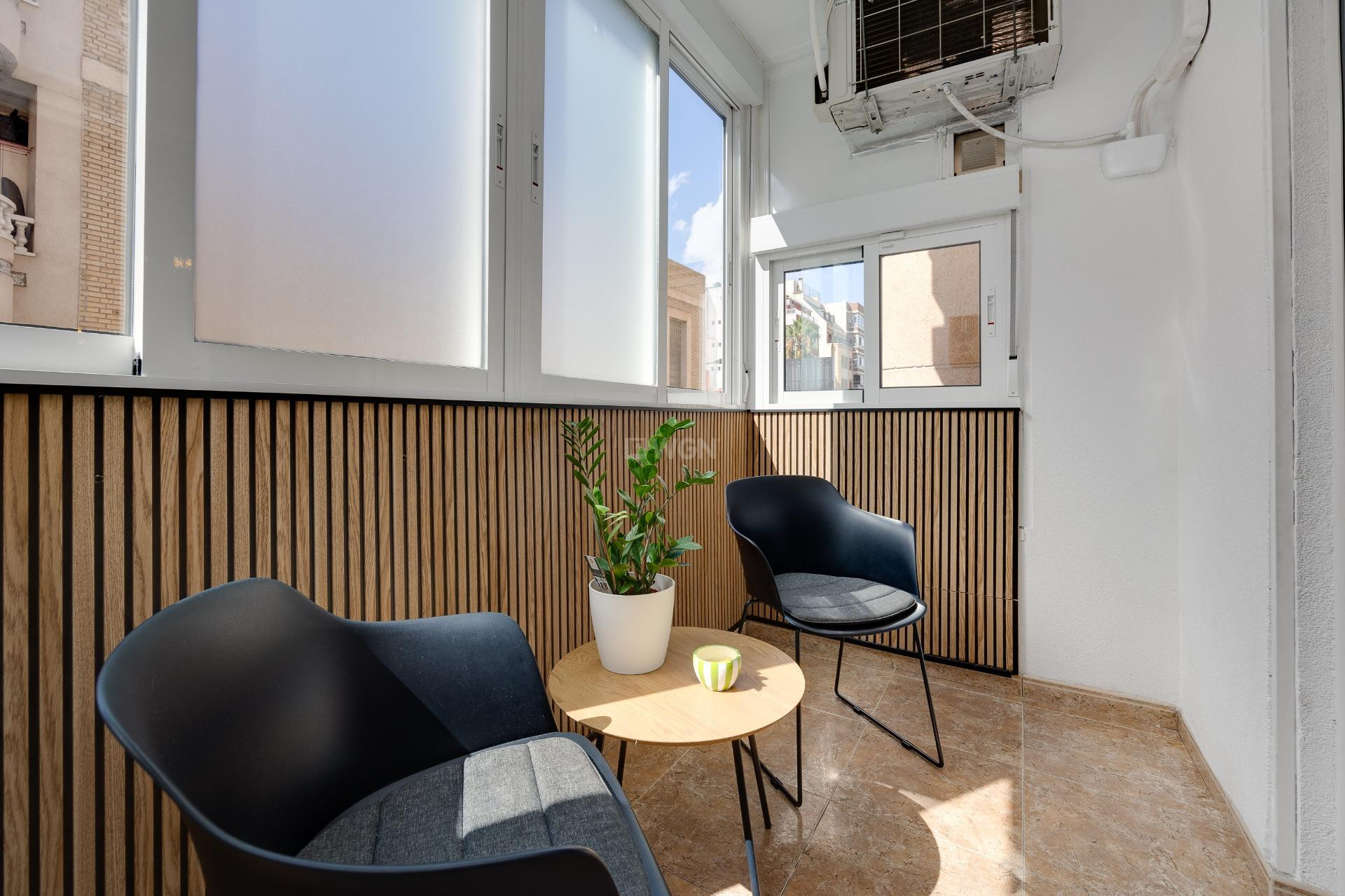 Resale - Apartment / flat - Torrevieja - Centro