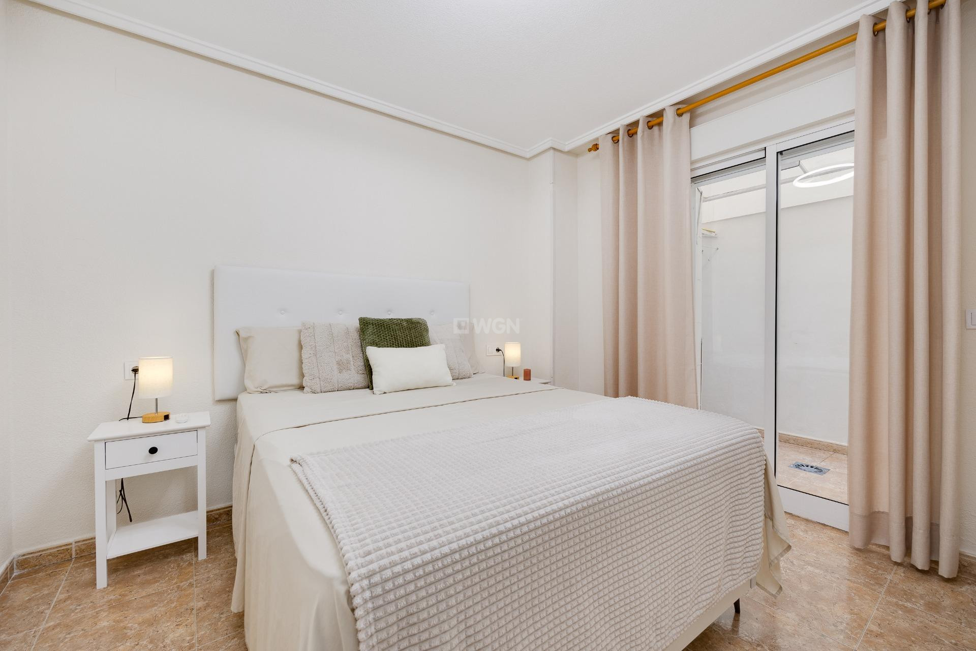 Resale - Apartment / flat - Torrevieja - Centro