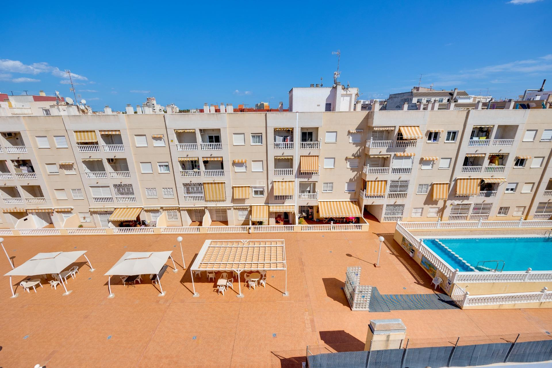 Resale - Apartment / flat - Torrevieja - Centro