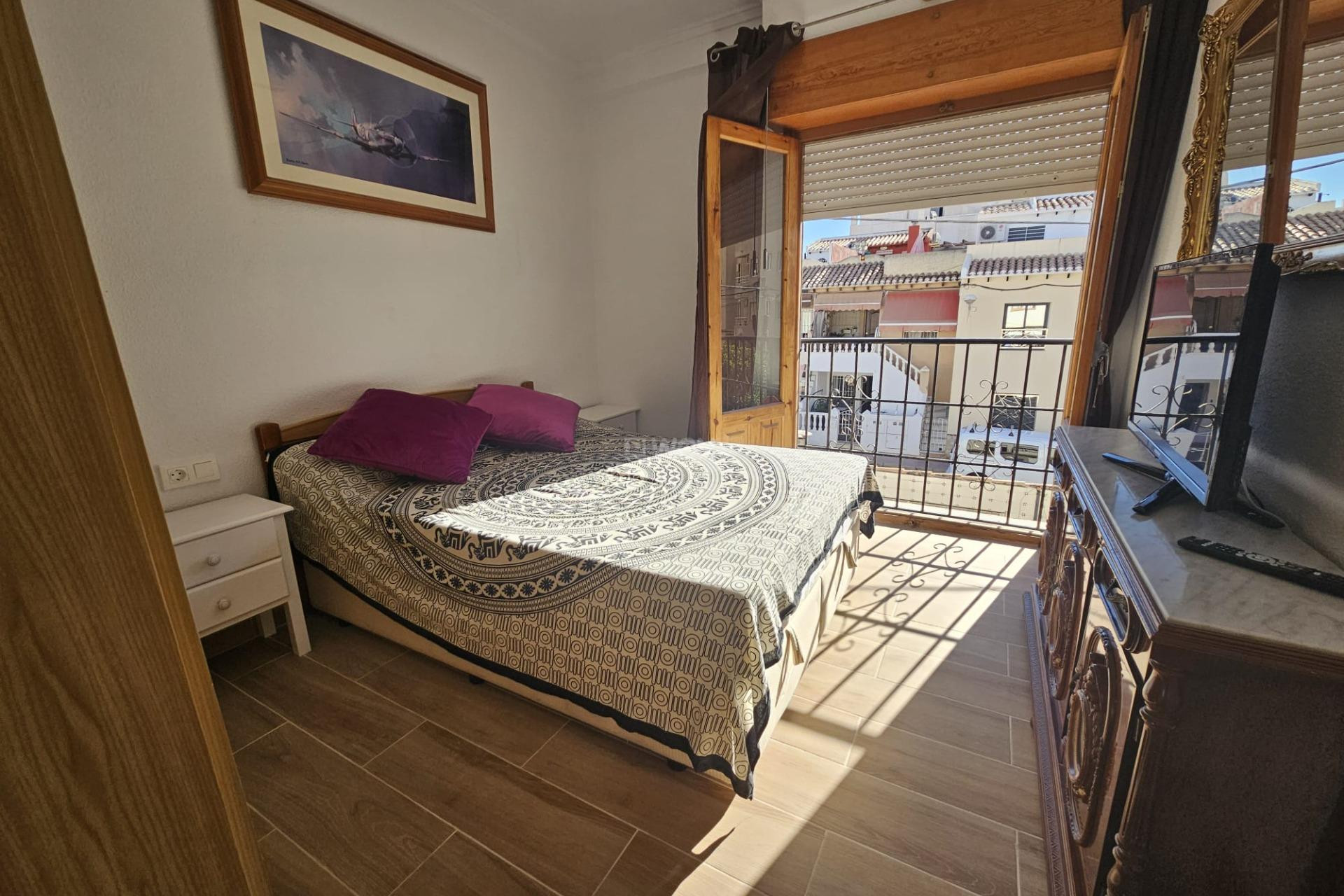 Resale - Apartment / flat - Torrevieja - Centro