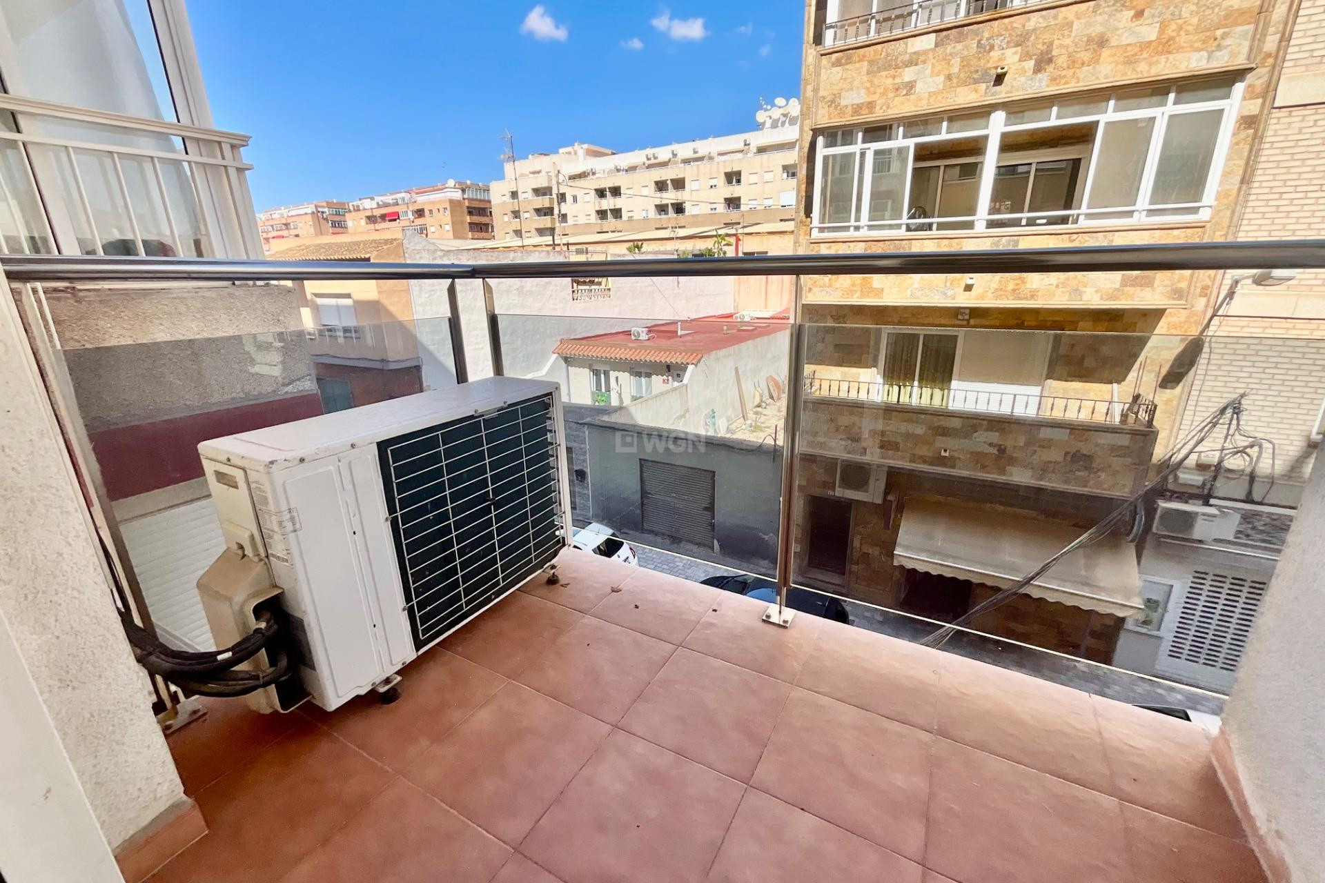 Resale - Apartment / flat - Torrevieja - Centro