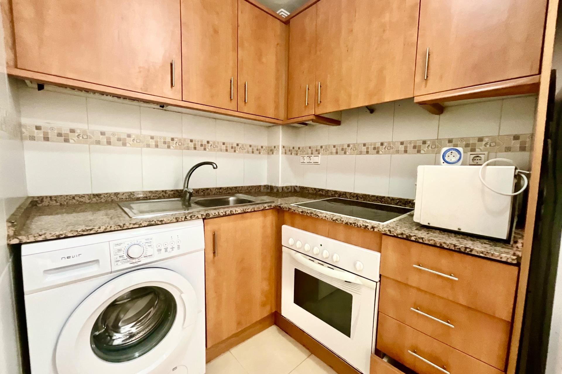 Resale - Apartment / flat - Torrevieja - Centro