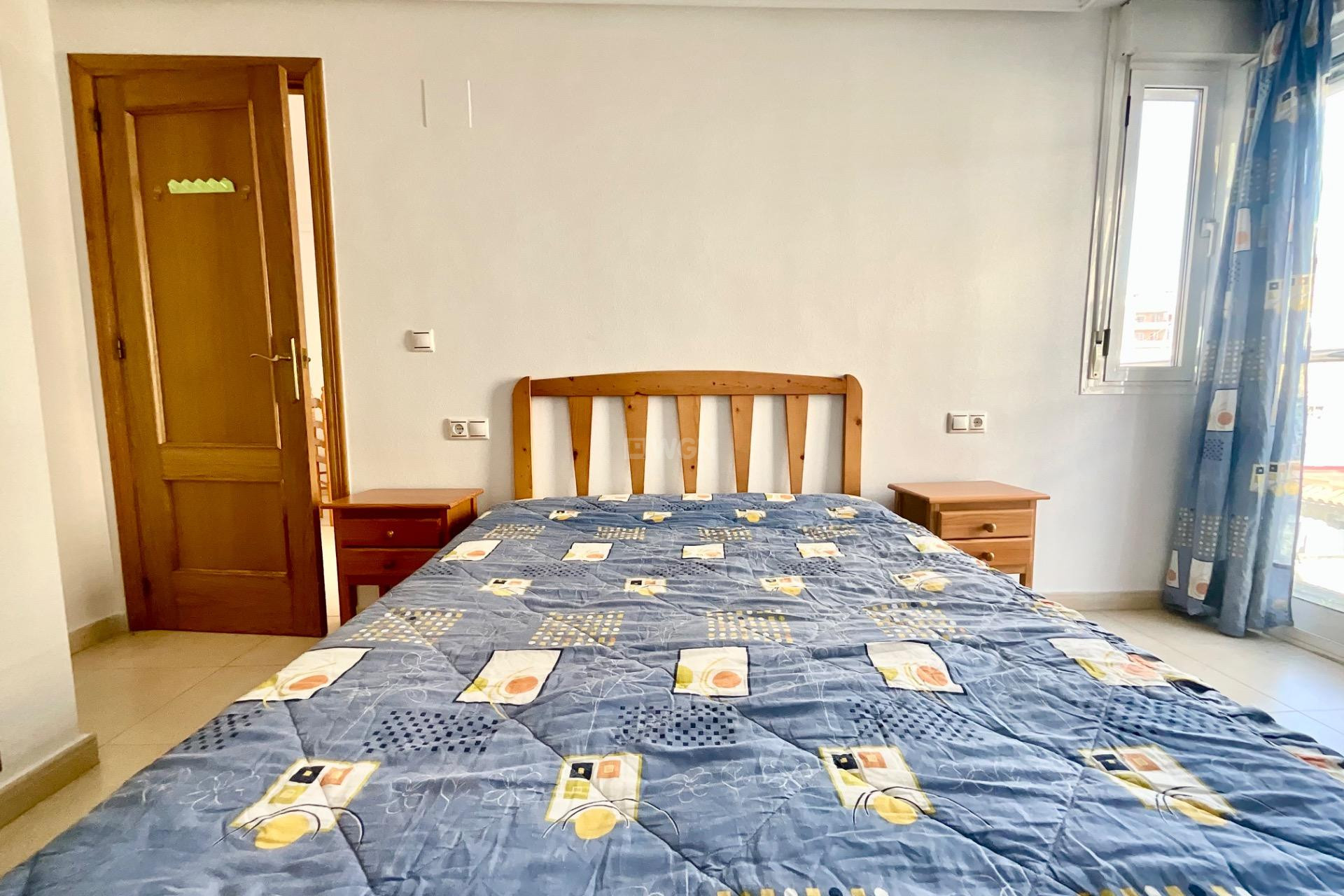 Resale - Apartment / flat - Torrevieja - Centro