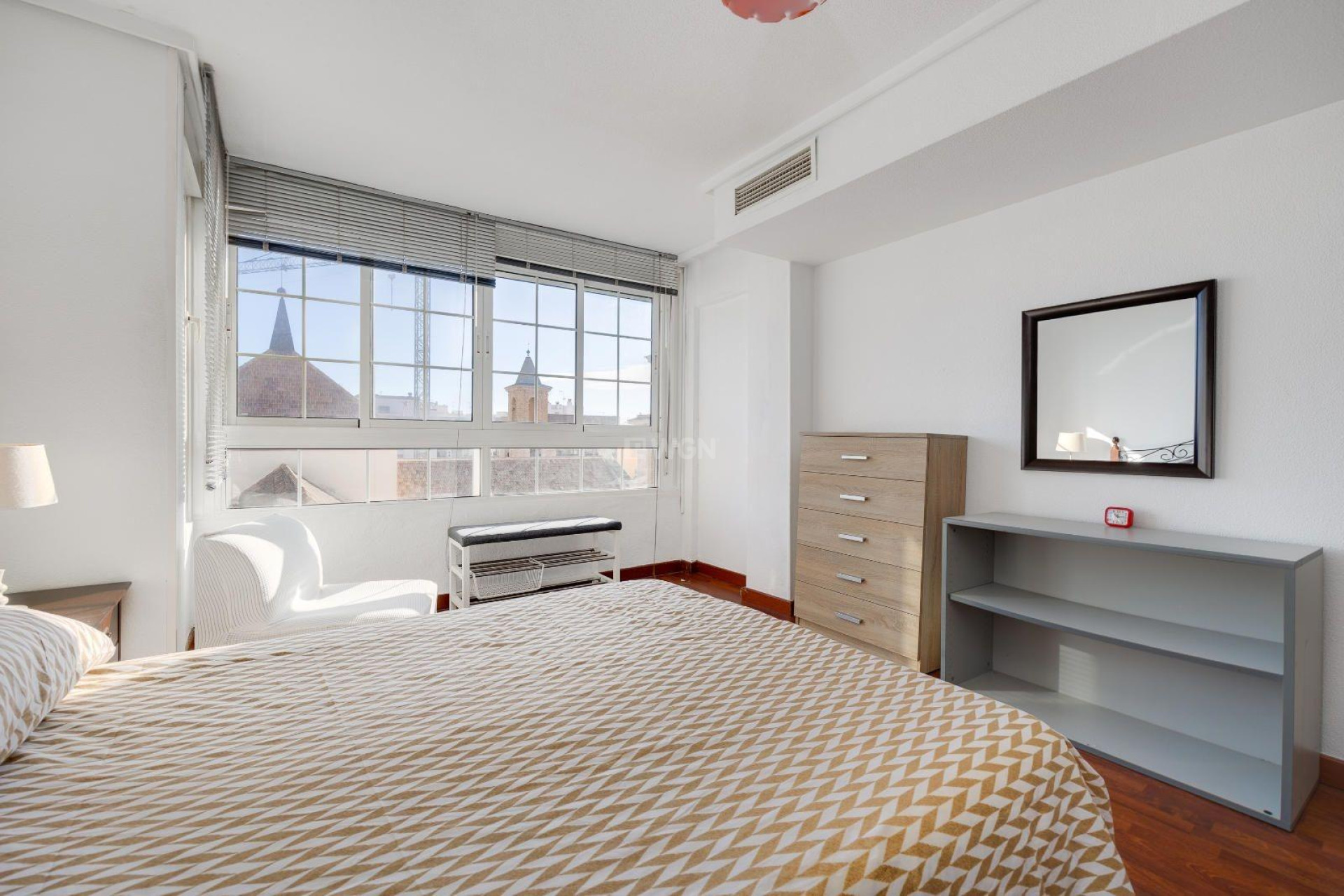 Resale - Apartment / flat - Torrevieja - Centro