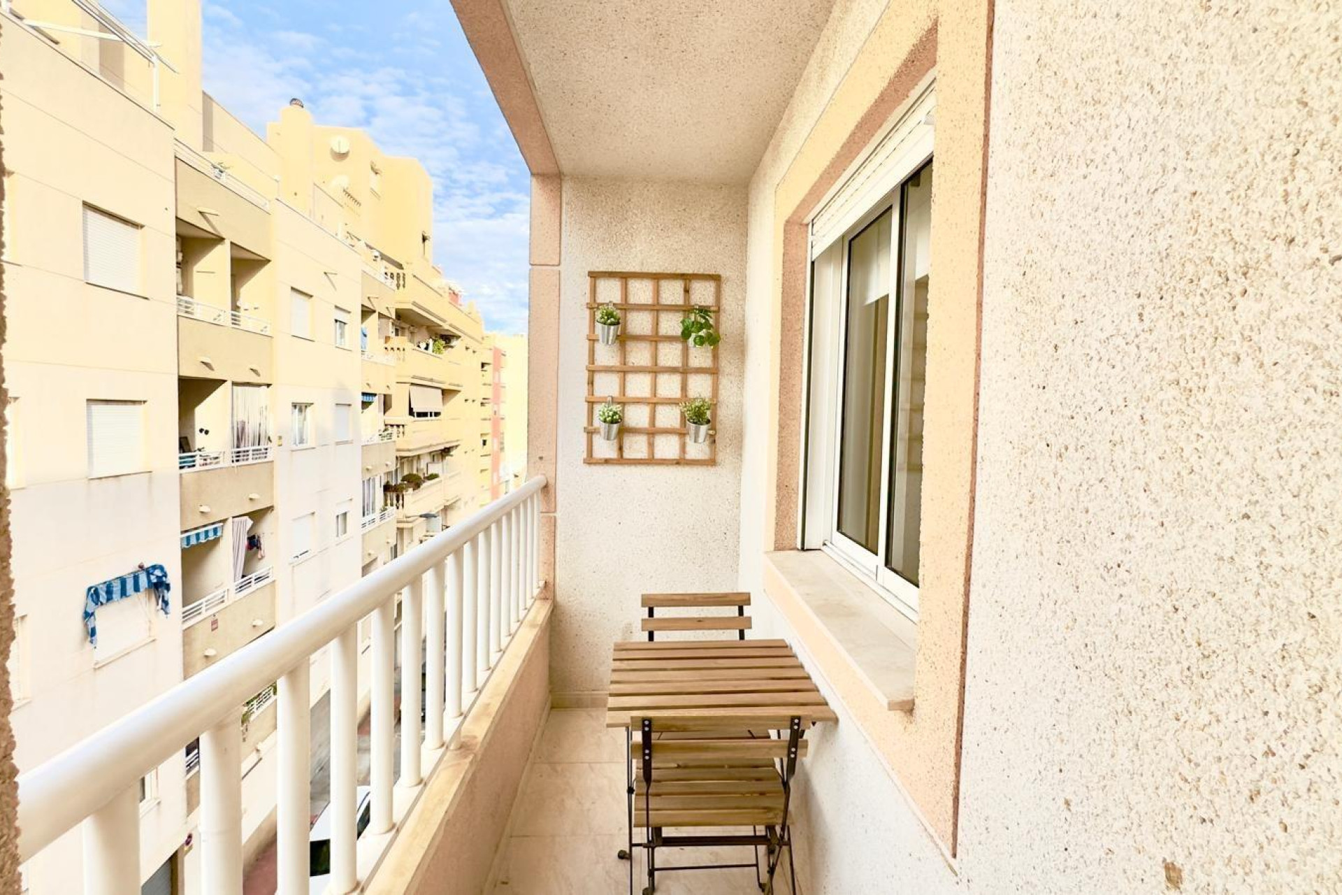 Resale - Apartment / flat - Torrevieja - Centro