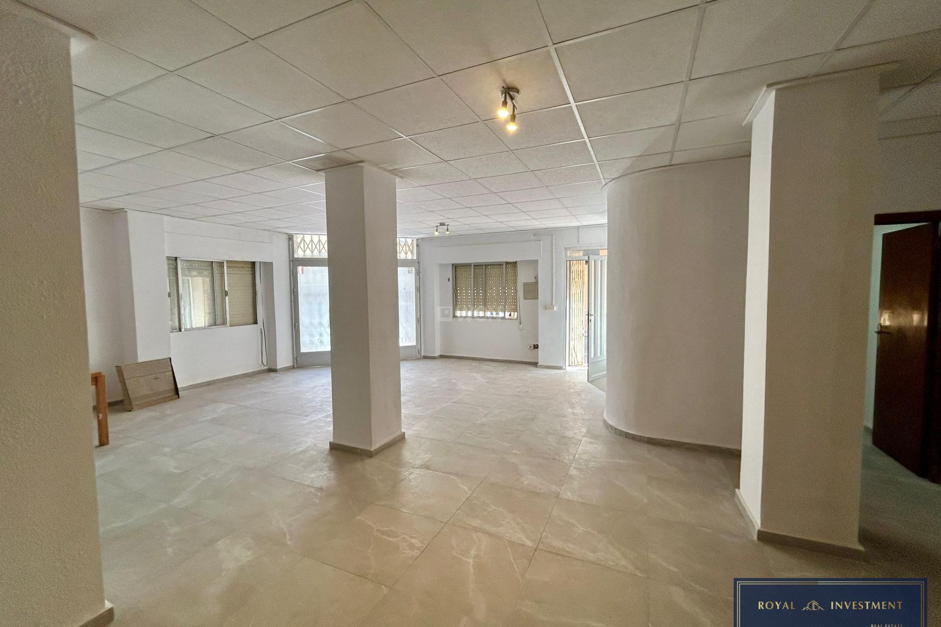 Resale - Apartment / flat - Torrevieja - Centro