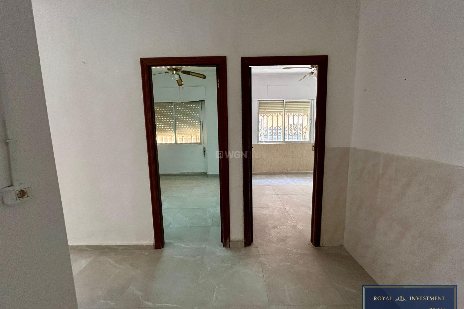 Resale - Apartment / flat - Torrevieja - Centro