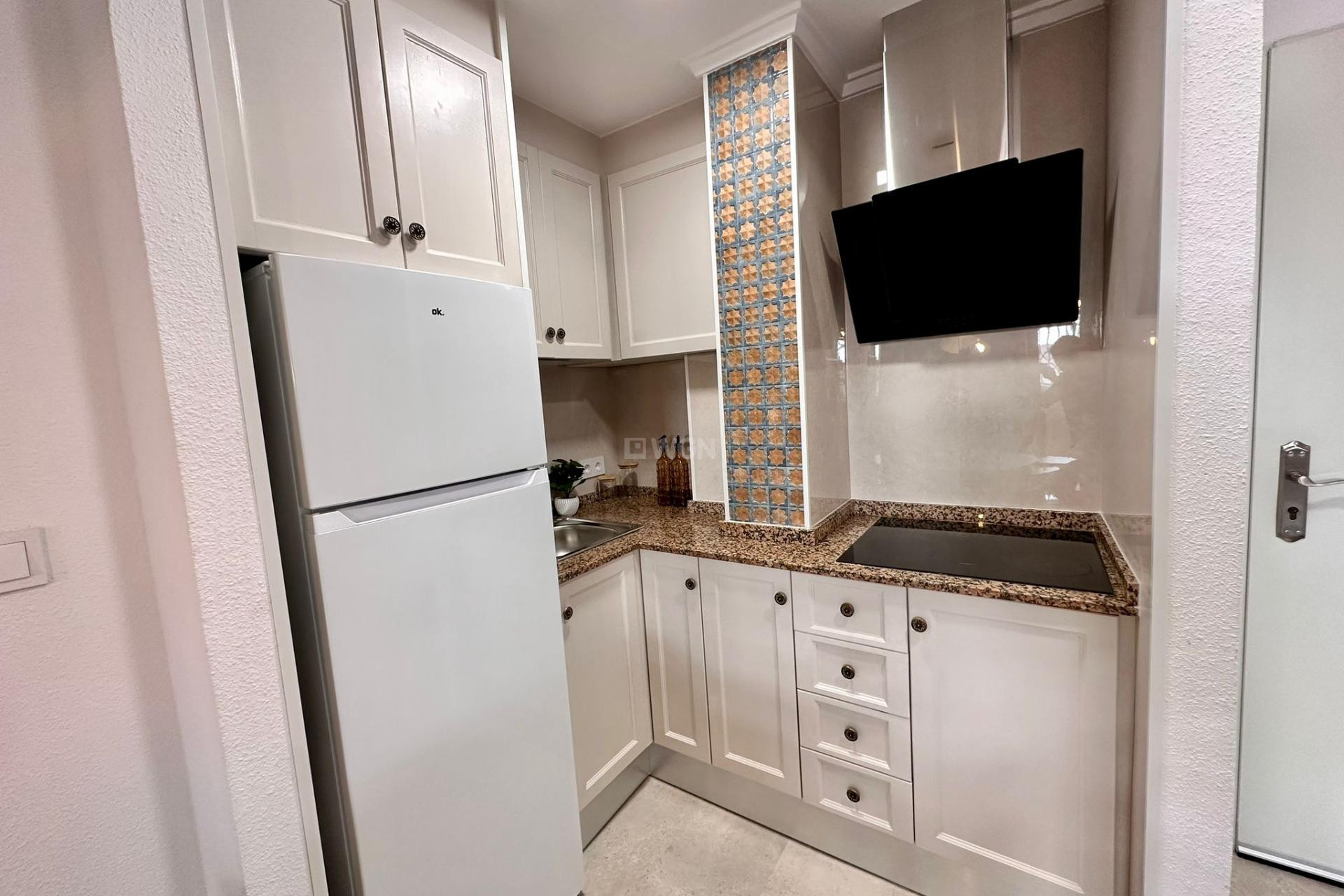 Resale - Apartment / flat - Torrevieja - Centro