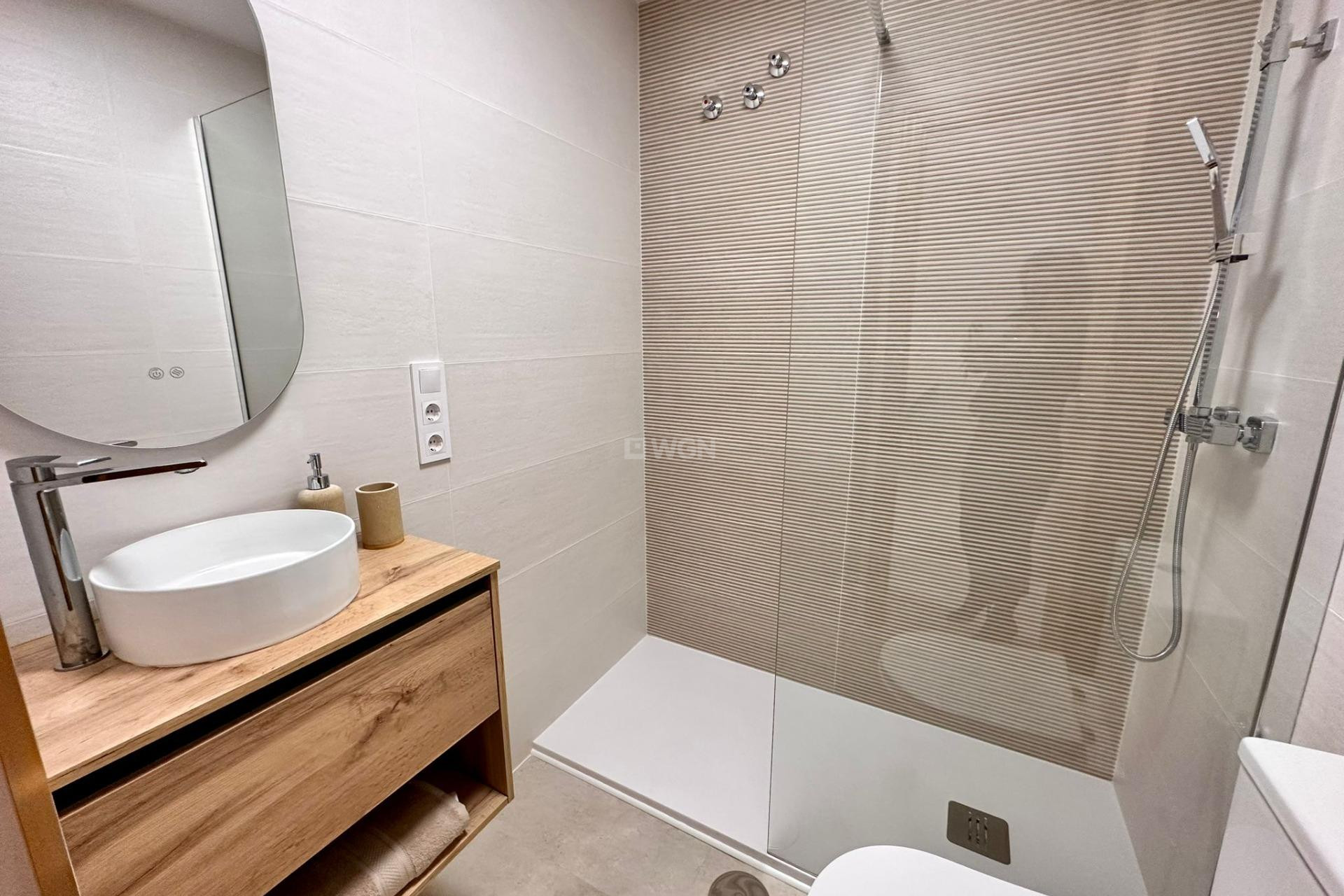 Resale - Apartment / flat - Torrevieja - Centro