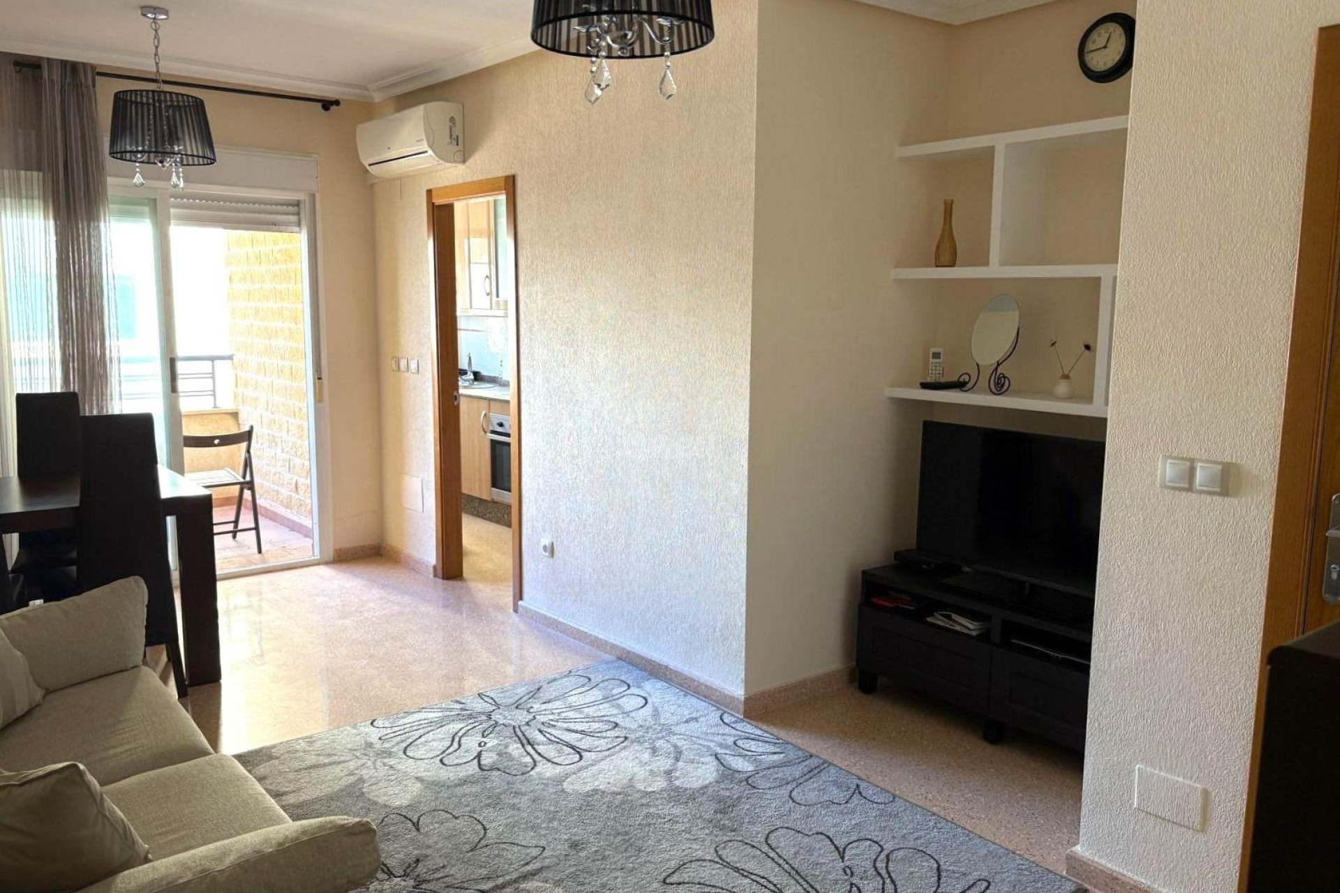 Resale - Apartment / flat - Torrevieja - Centro