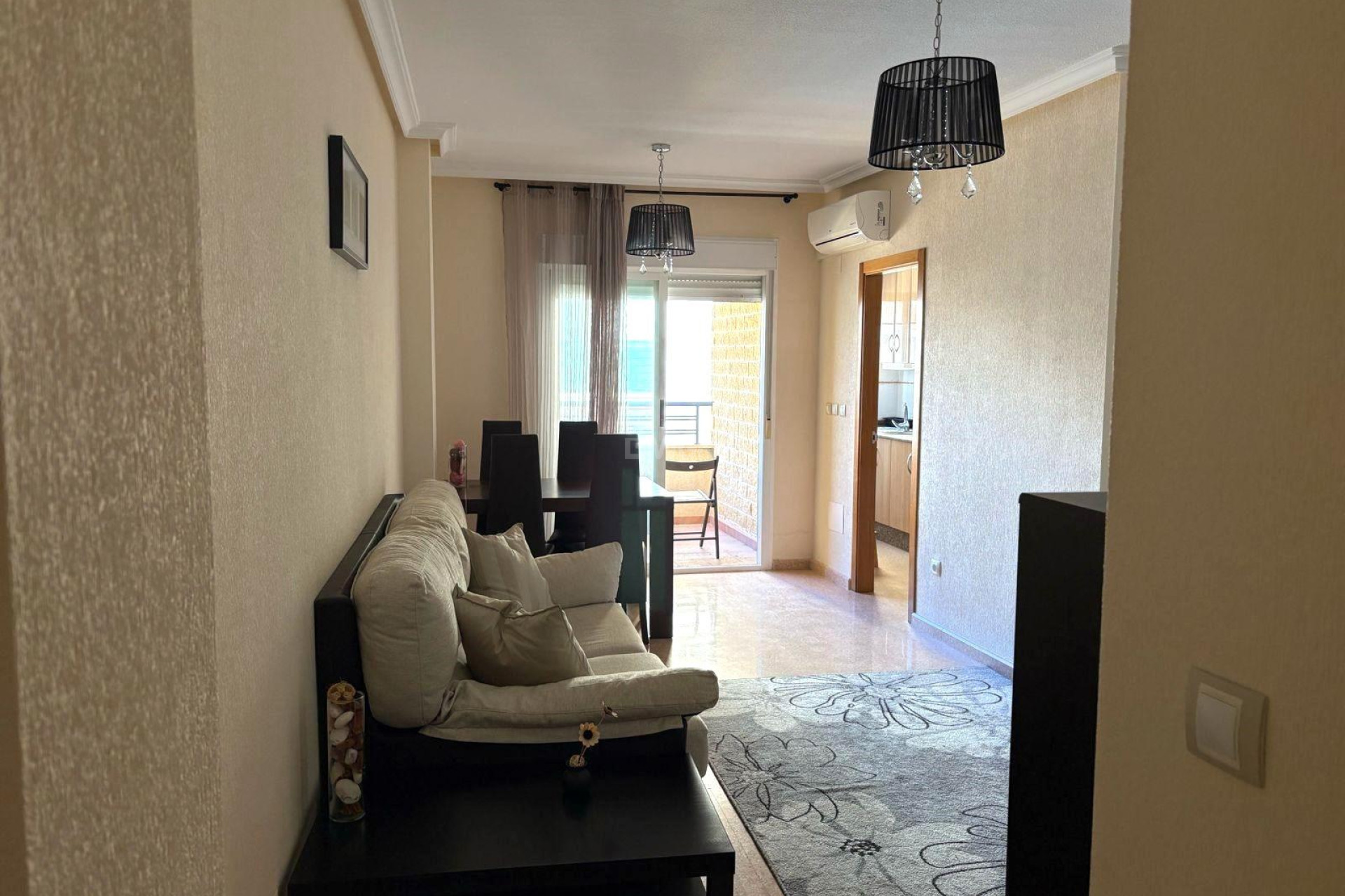 Resale - Apartment / flat - Torrevieja - Centro