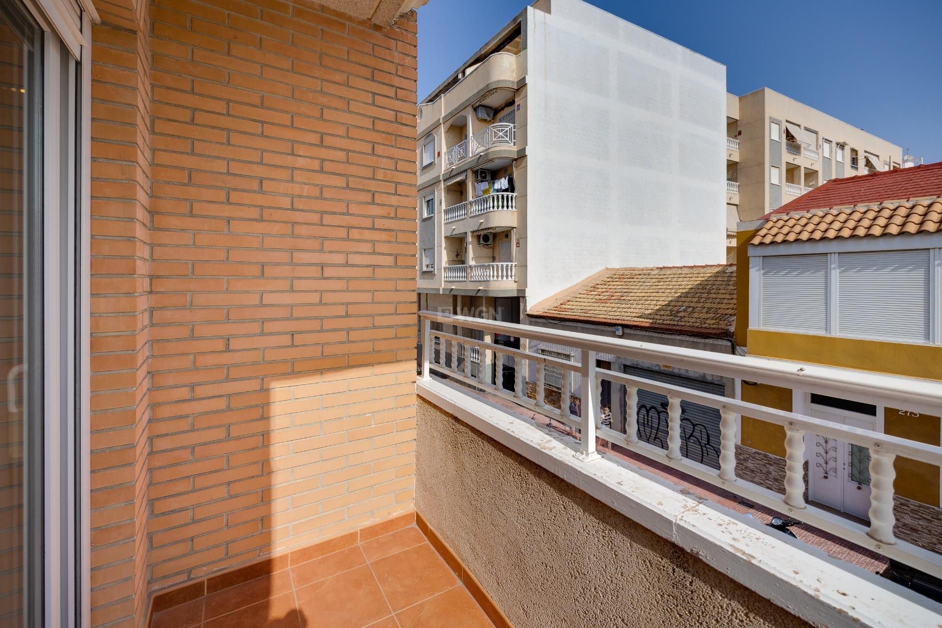 Resale - Apartment / flat - Torrevieja - Centro