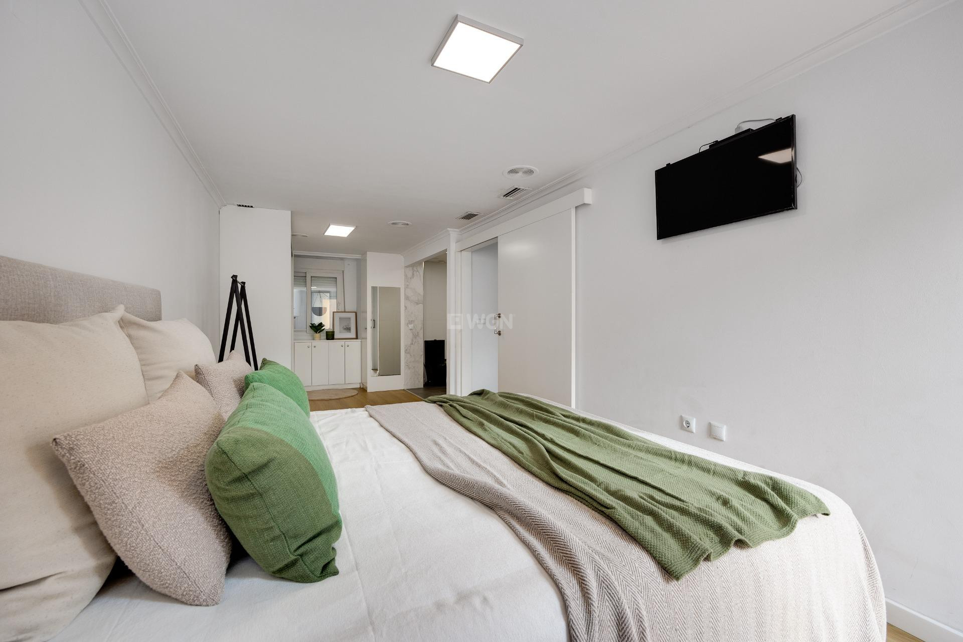 Resale - Apartment / flat - Torrevieja - Centro