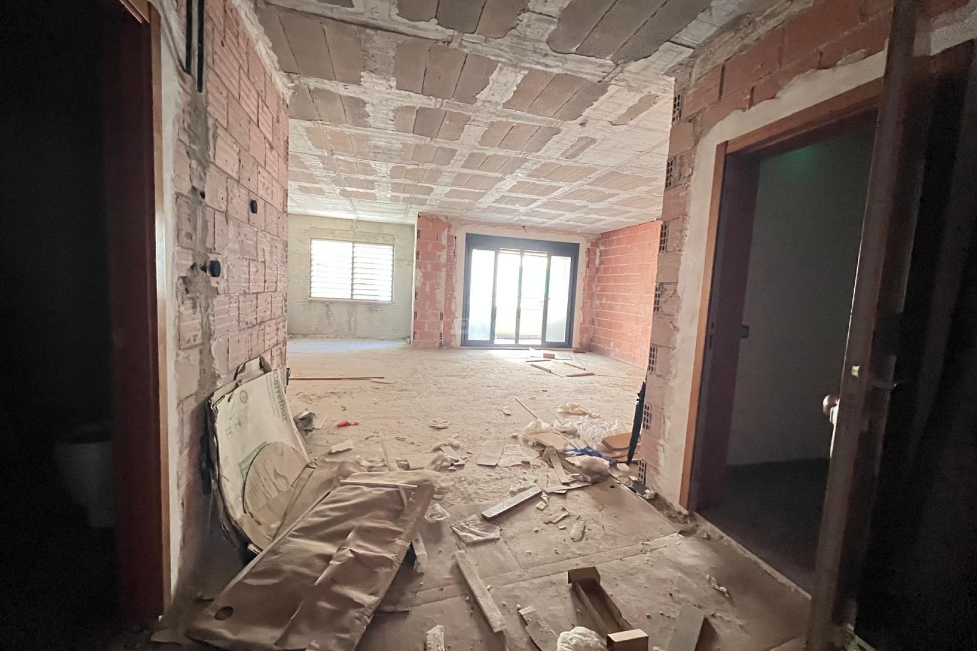 Resale - Apartment / flat - Torrevieja - Centro