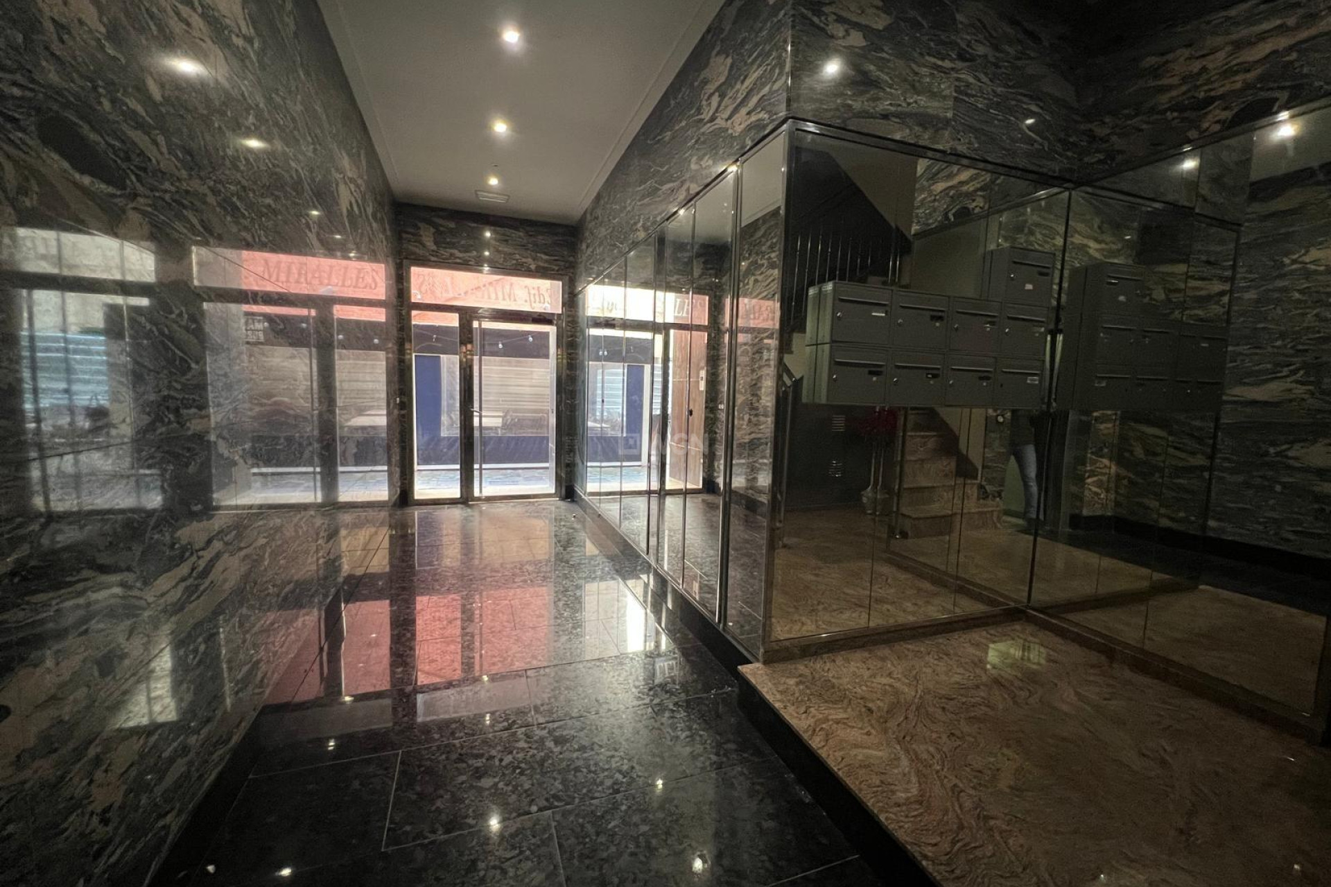 Resale - Apartment / flat - Torrevieja - Centro