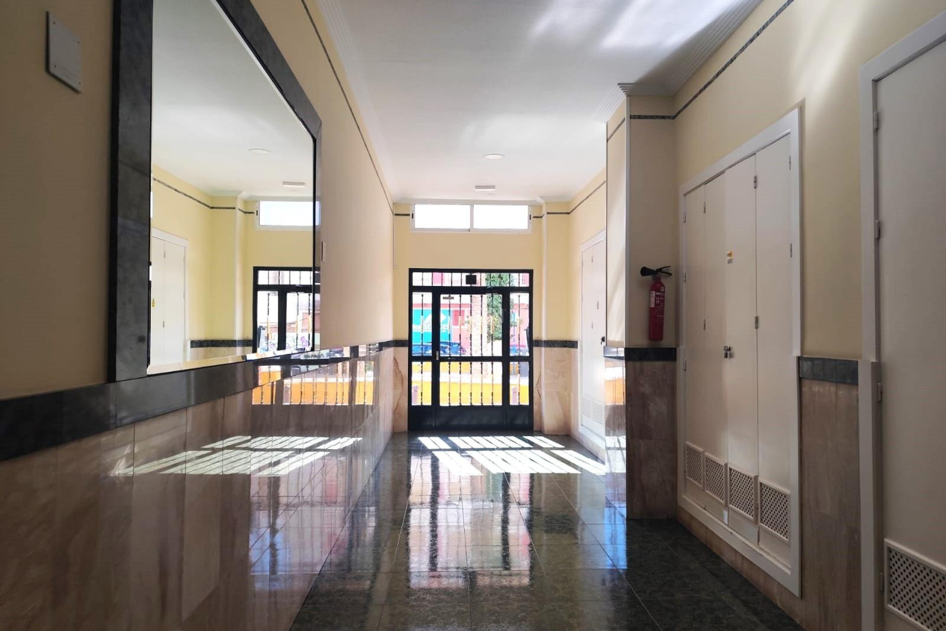 Resale - Apartment / flat - Torrevieja - Centro