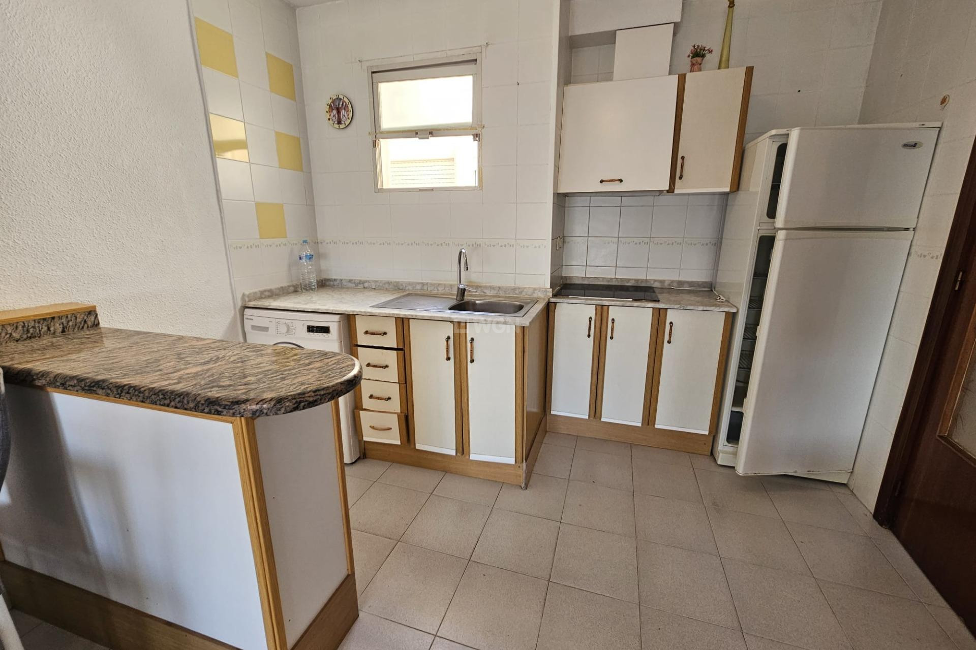 Resale - Apartment / flat - Torrevieja - Centro