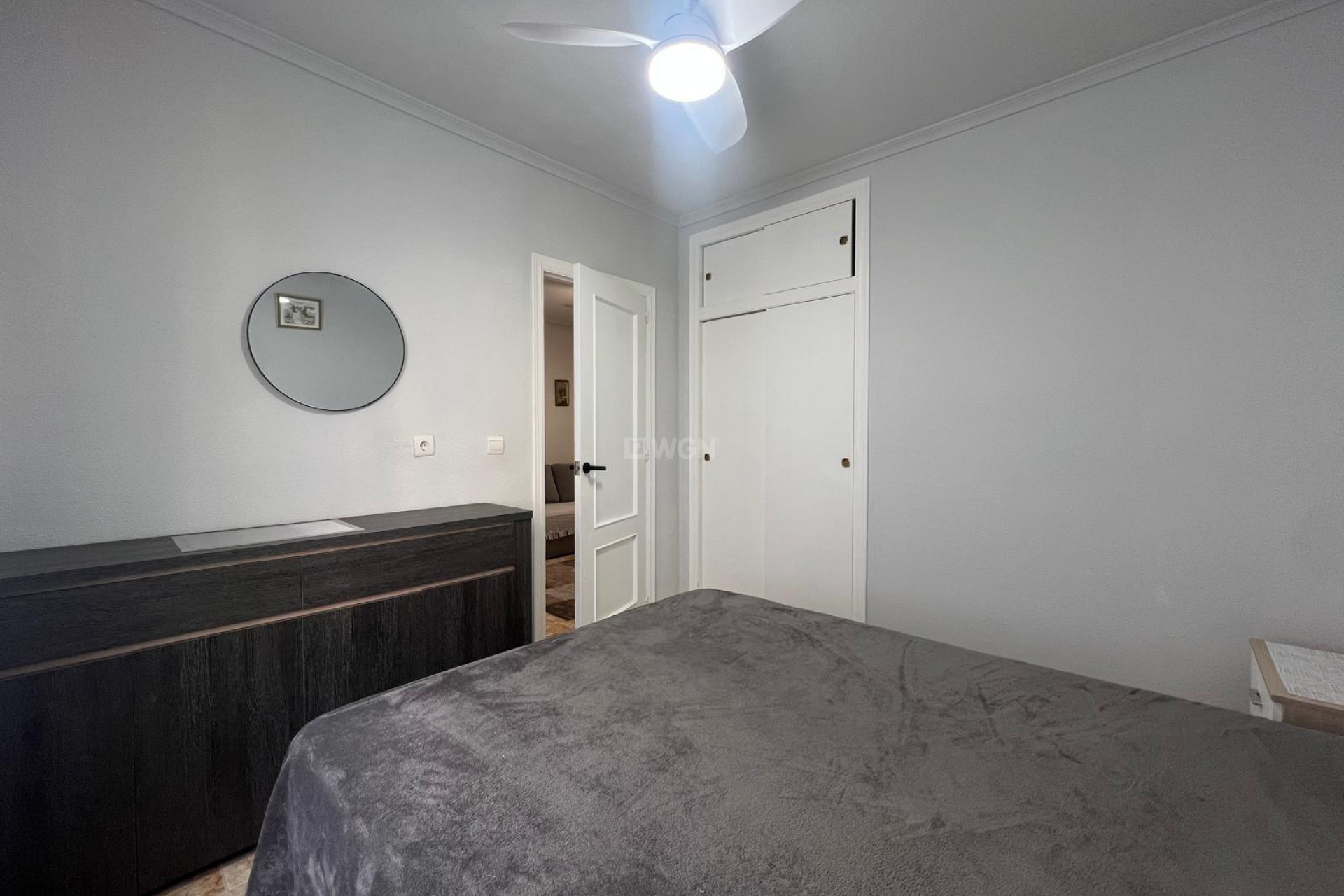 Resale - Apartment / flat - Torrevieja - Centro