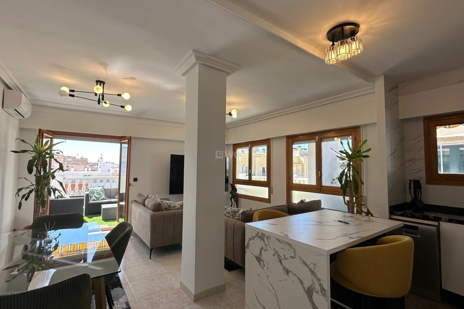 Resale - Apartment / flat - Torrevieja - Centro