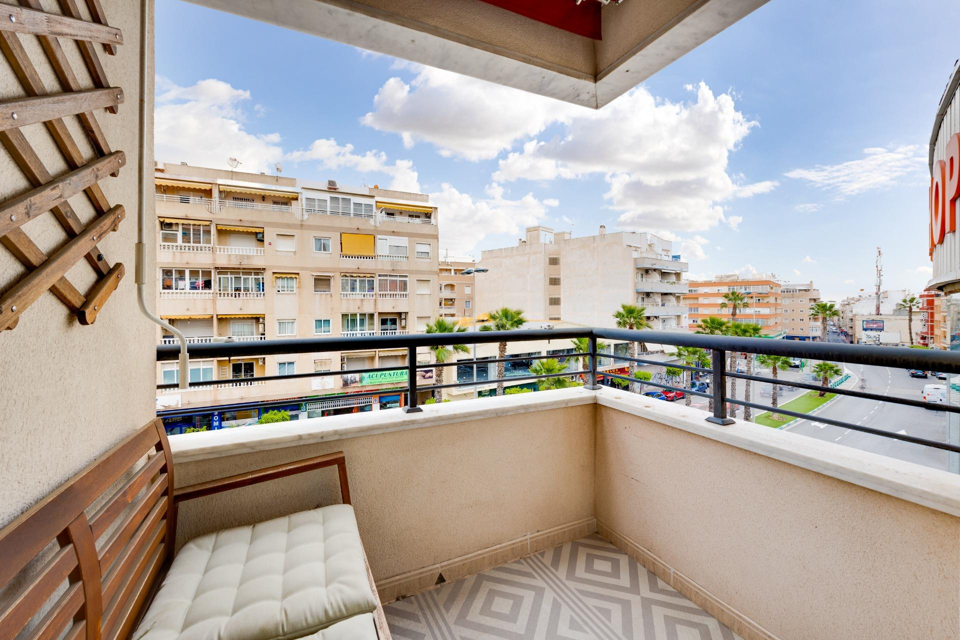 Resale - Apartment / flat - Torrevieja - Centro