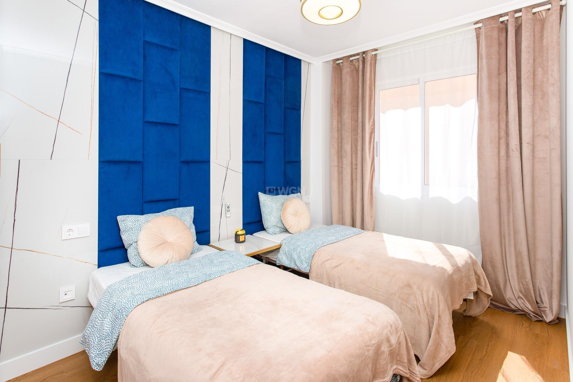 Resale - Apartment / flat - Torrevieja - Centro