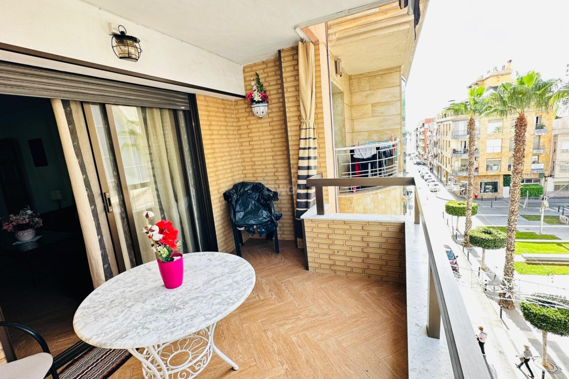 Resale - Apartment / flat - Torrevieja - Centro