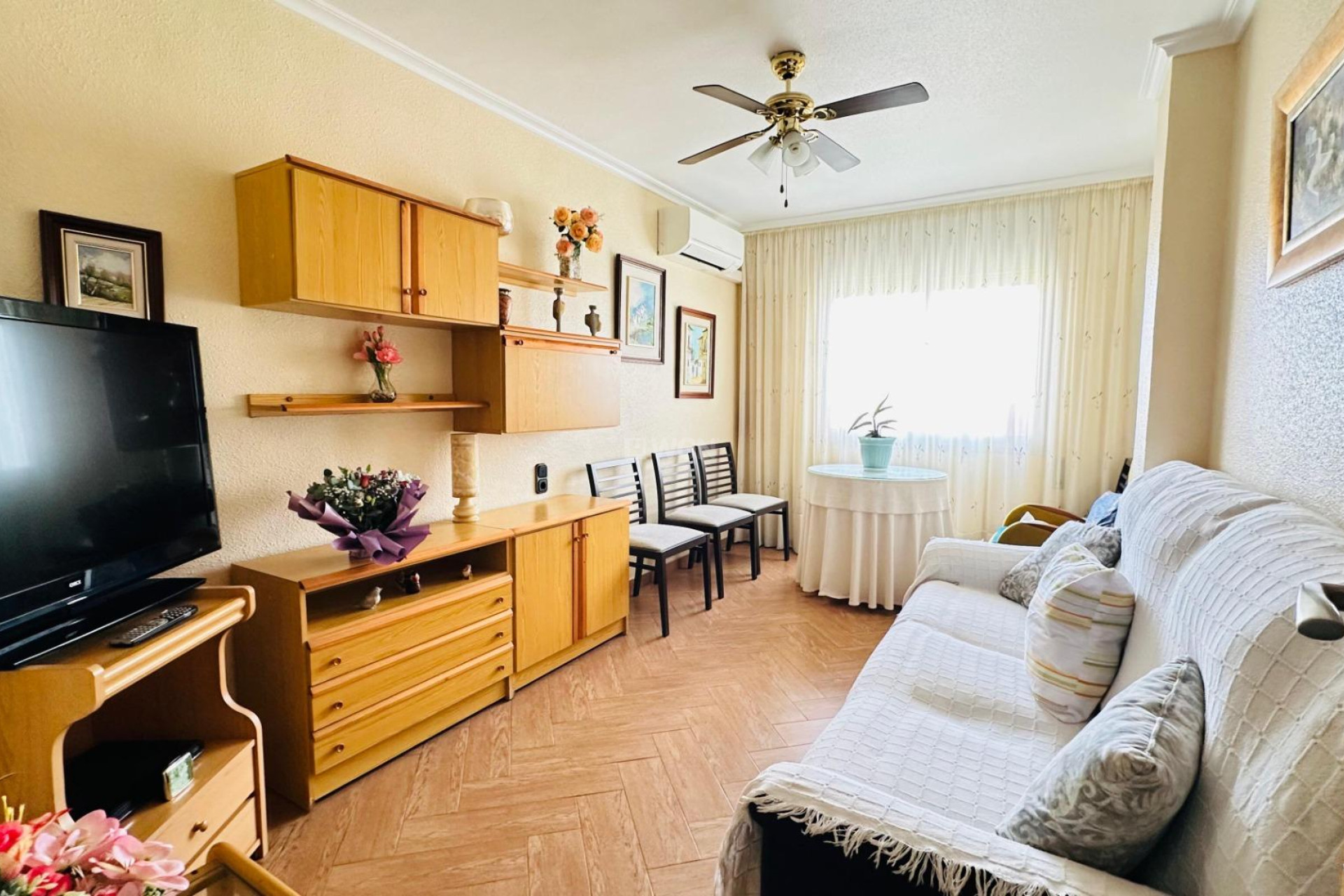 Resale - Apartment / flat - Torrevieja - Centro