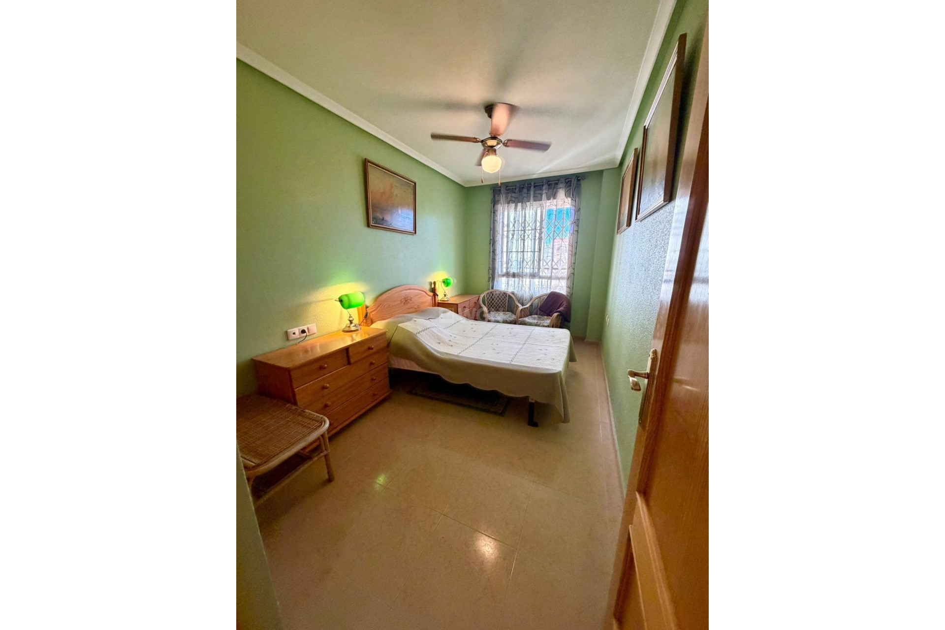 Resale - Apartment / flat - Torrevieja - Centro