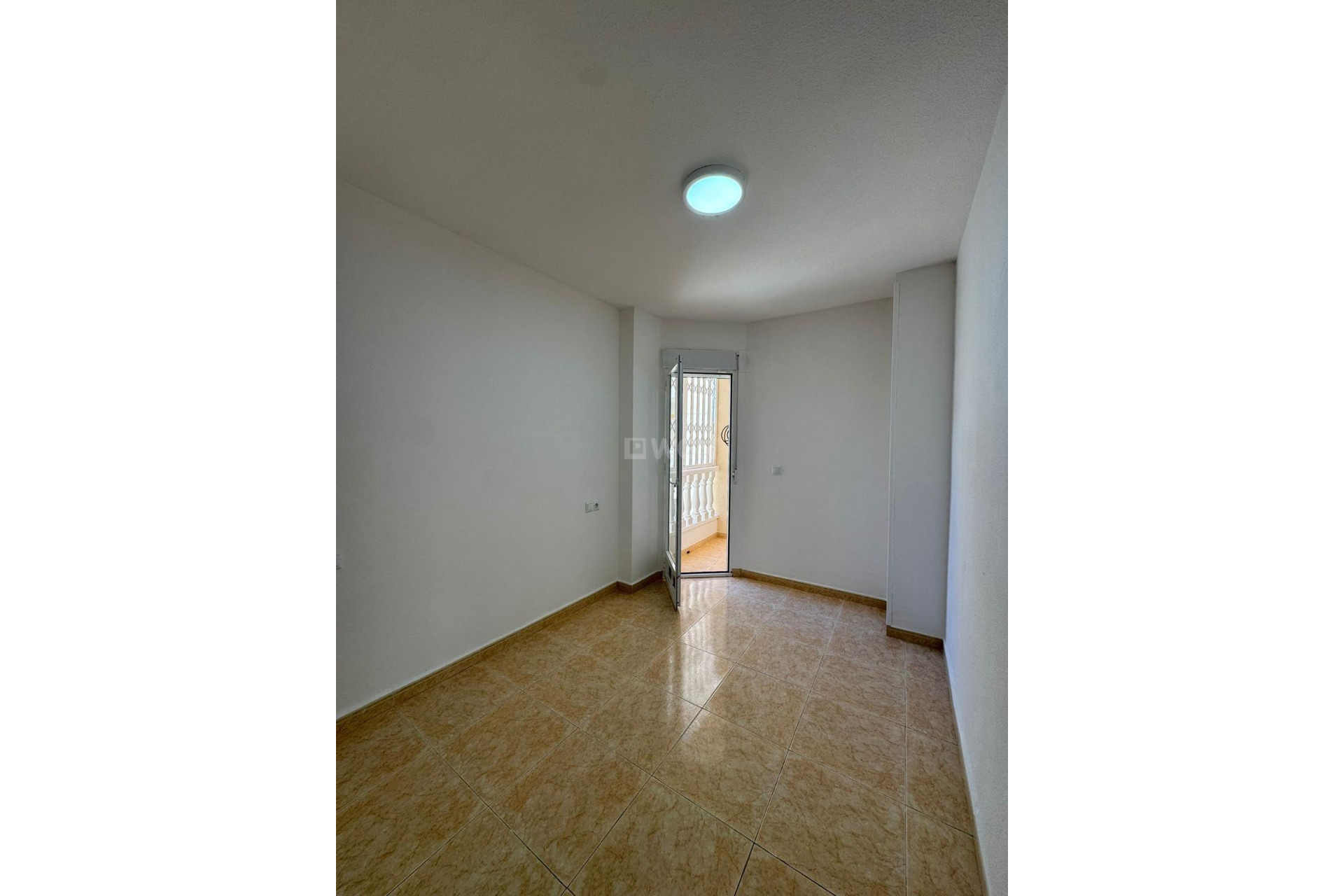 Resale - Apartment / flat - Torrevieja - Centro