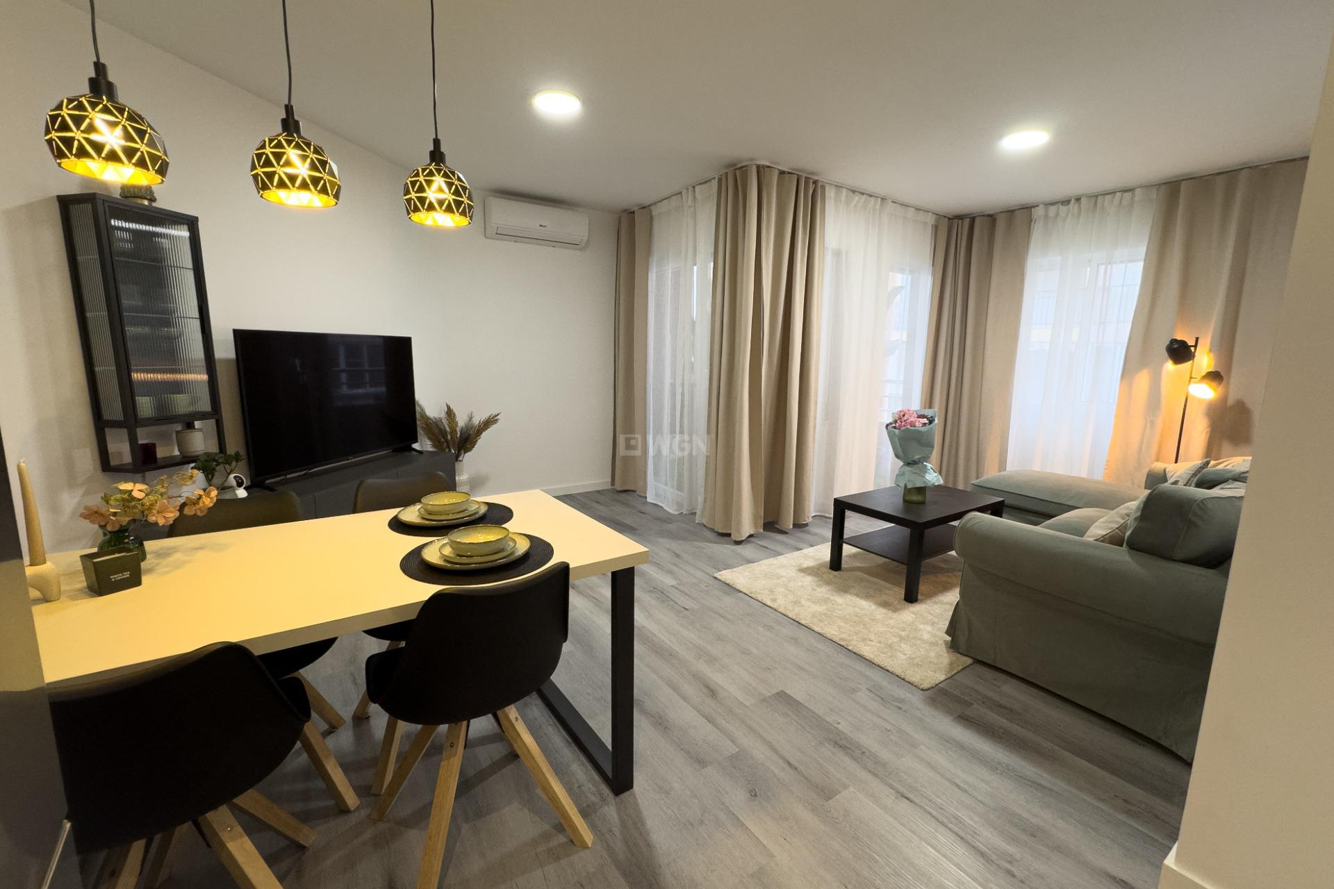 Resale - Apartment / flat - Torrevieja - Centro
