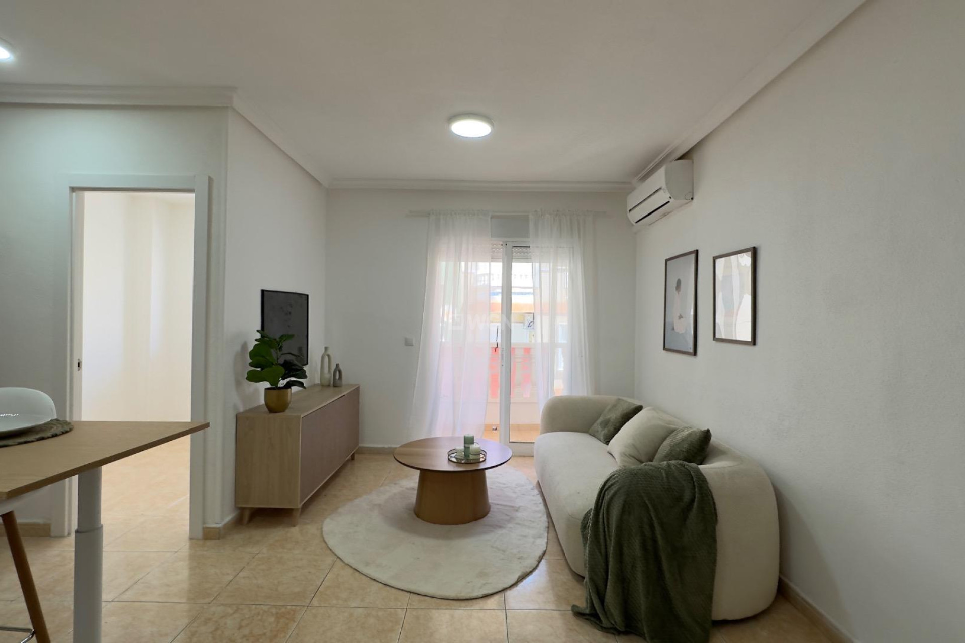 Resale - Apartment / flat - Torrevieja - Centro