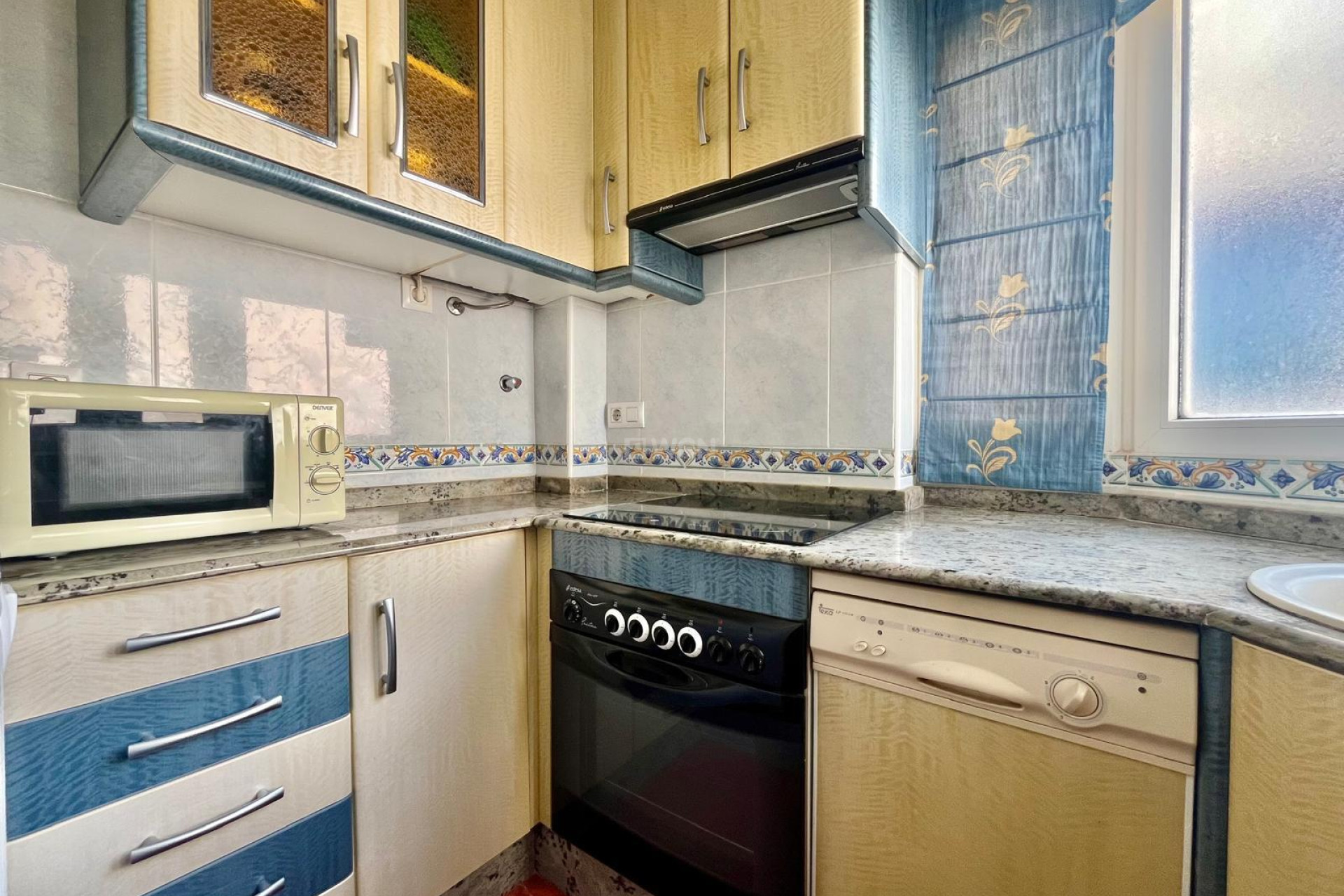 Resale - Apartment / flat - Torrevieja - Centro