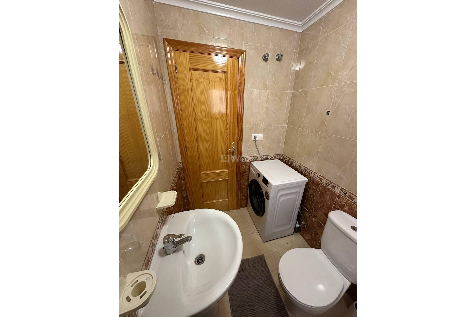 Resale - Apartment / flat - Torrevieja - Centro