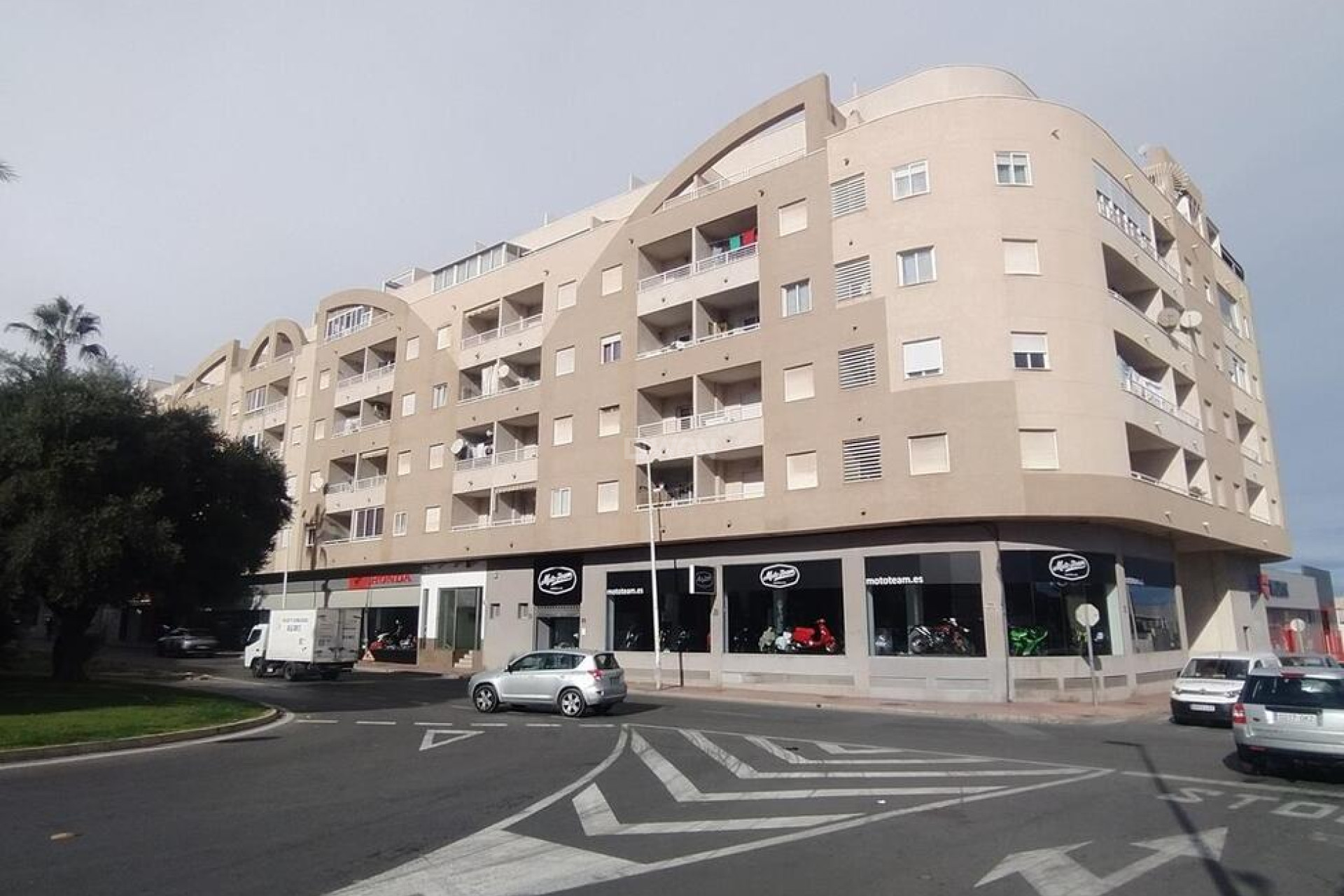 Resale - Apartment / flat - Torrevieja - CORTES VALENCIANAS