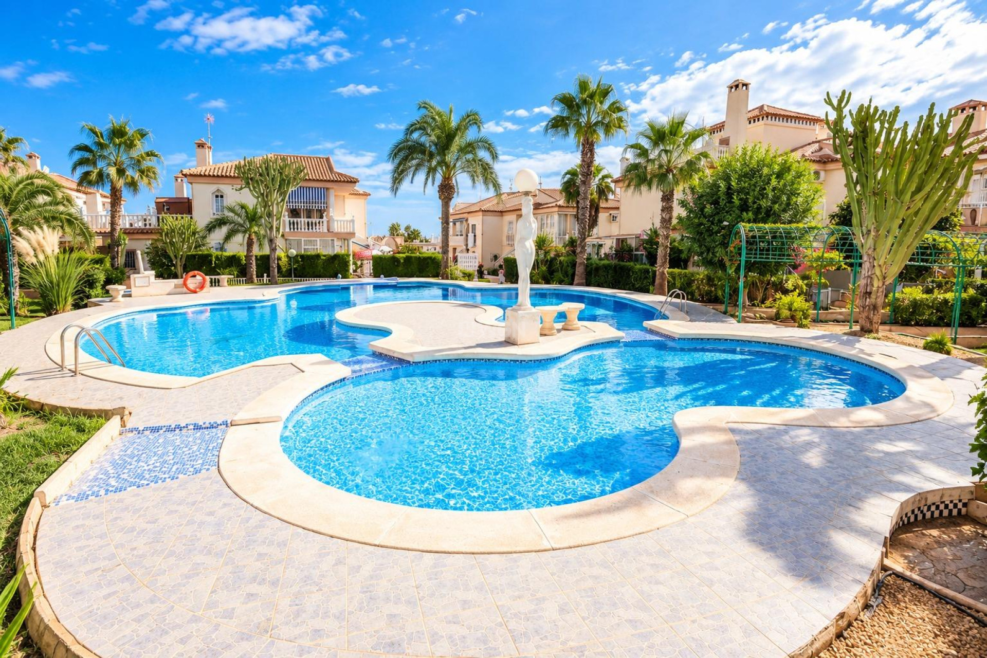 Resale - Apartment / flat - Torrevieja - Costa Blanca