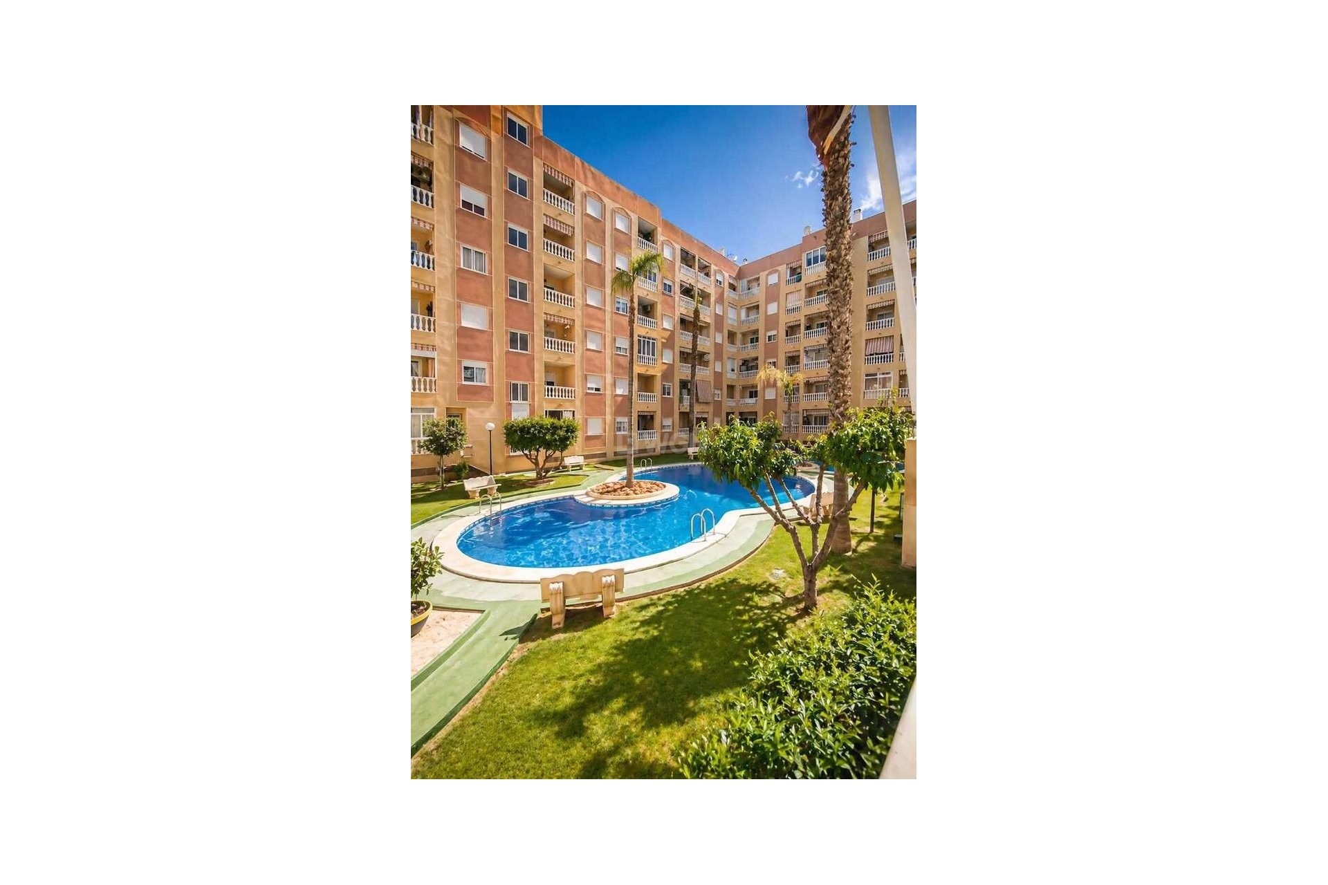 Resale - Apartment / flat - Torrevieja - Costa Blanca
