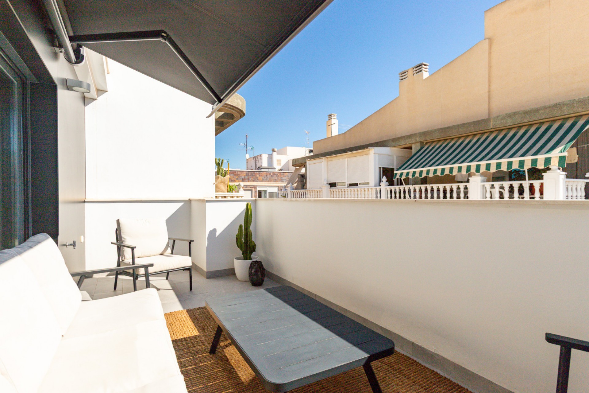 Resale - Apartment / flat - Torrevieja - Costa Blanca