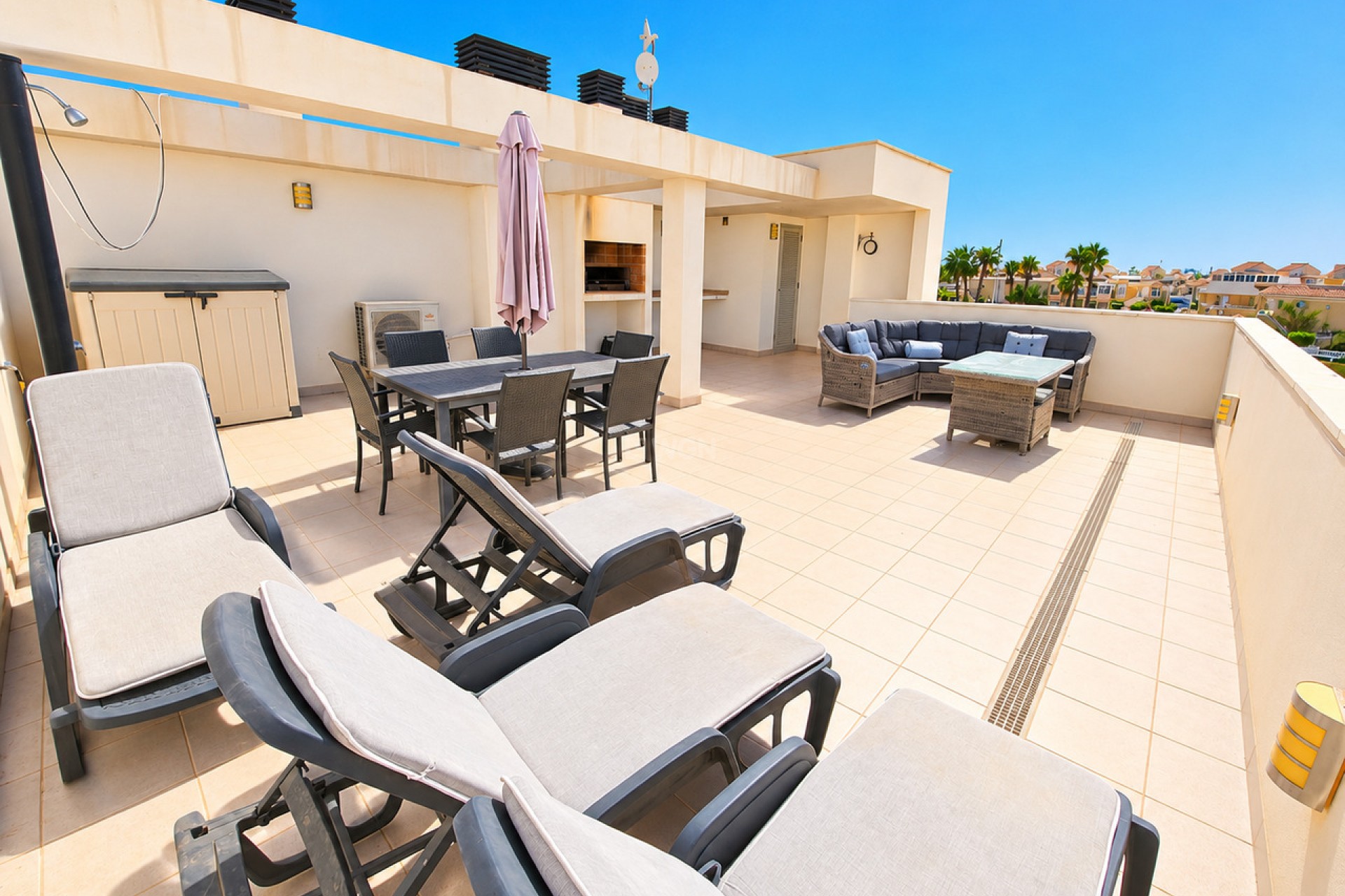 Resale - Apartment / flat - Torrevieja - Costa Blanca