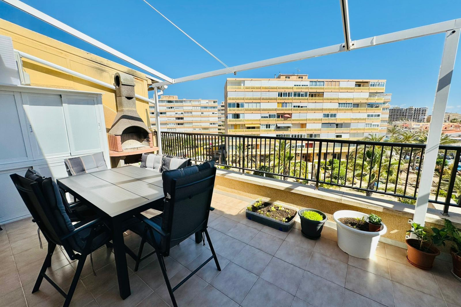 Resale - Apartment / flat - Torrevieja - Costa Blanca