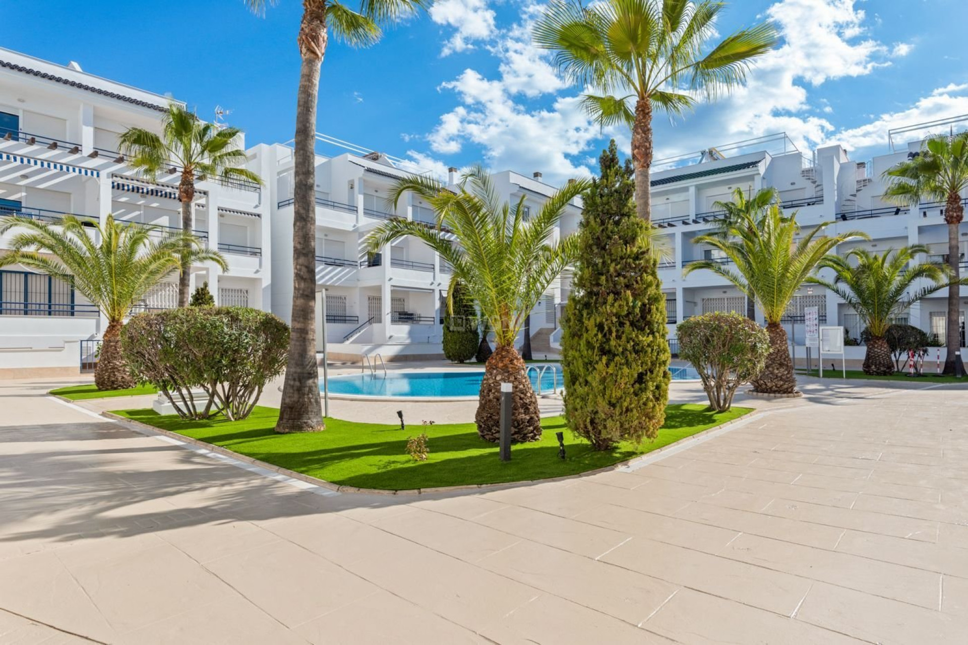 Resale - Apartment / flat - Torrevieja - Costa Blanca