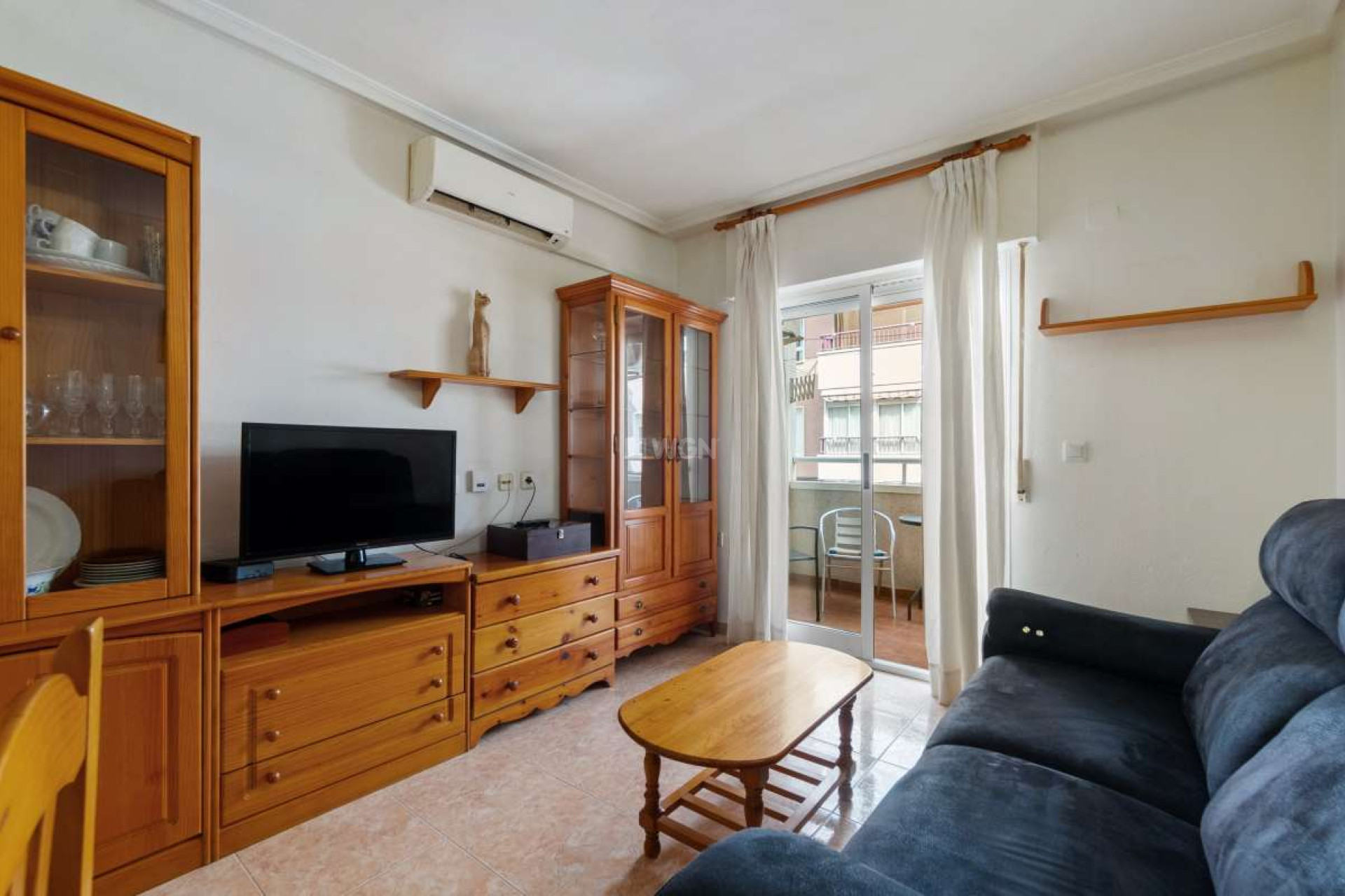 Resale - Apartment / flat - Torrevieja - Costa Blanca