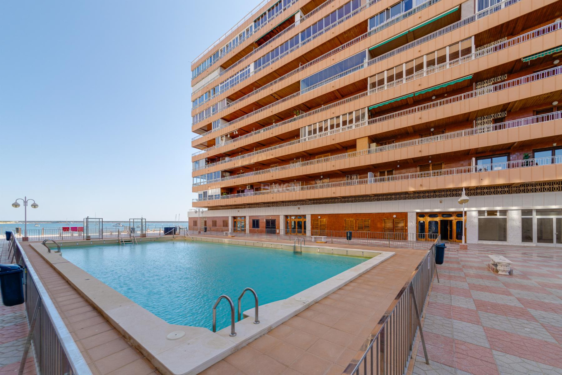 Resale - Apartment / flat - Torrevieja - Costa Blanca