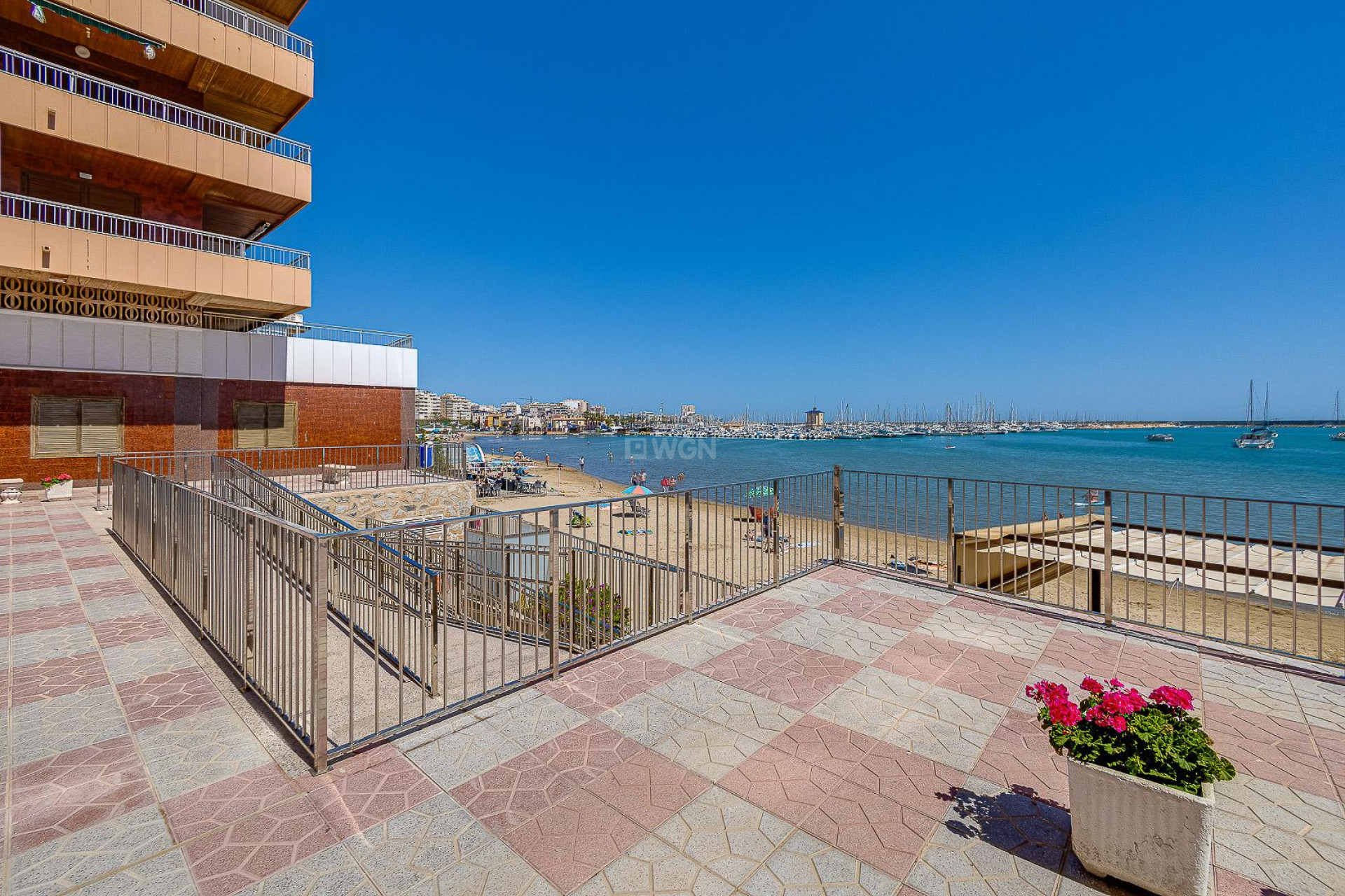 Resale - Apartment / flat - Torrevieja - Costa Blanca