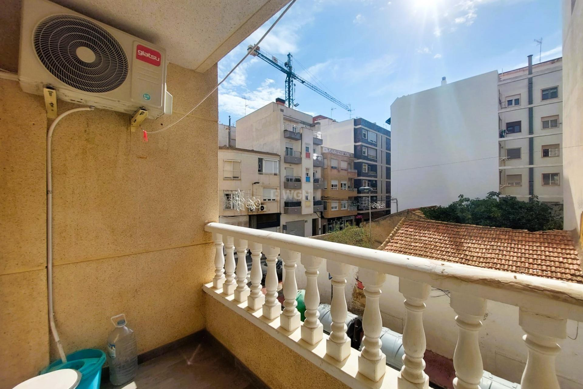 Resale - Apartment / flat - Torrevieja - Costa Blanca