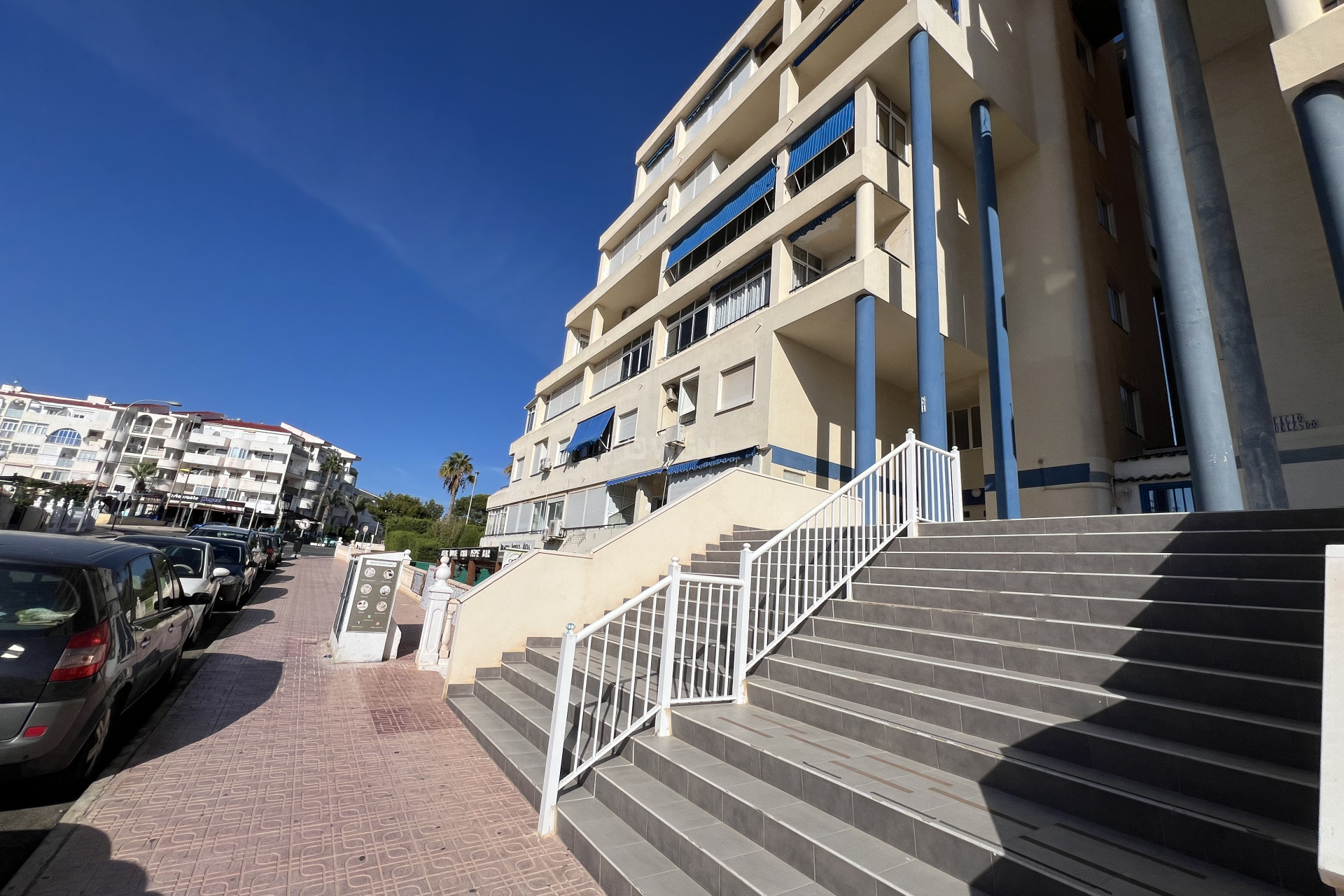 Resale - Apartment / flat - Torrevieja - Costa Blanca