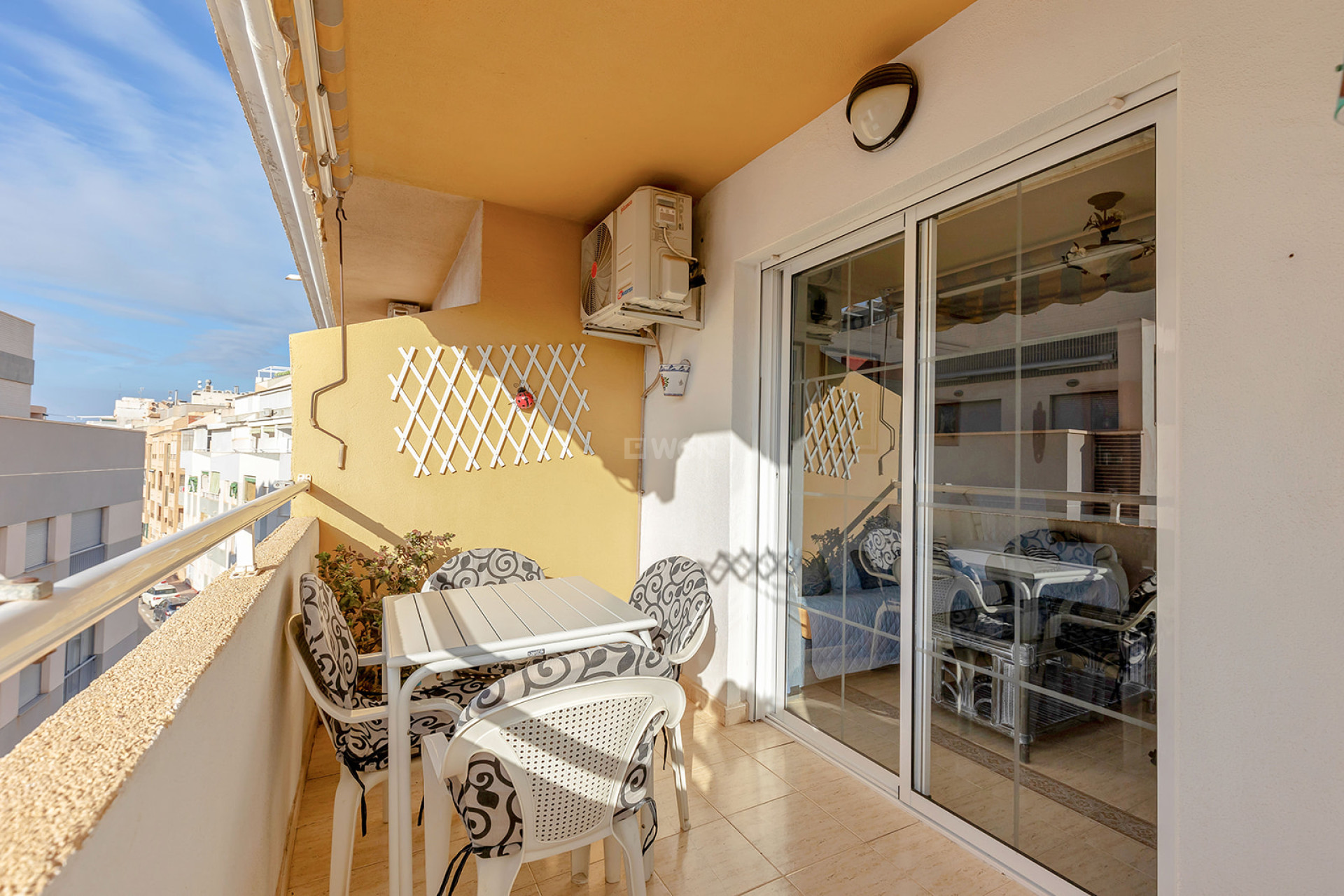 Resale - Apartment / flat - Torrevieja - Costa Blanca