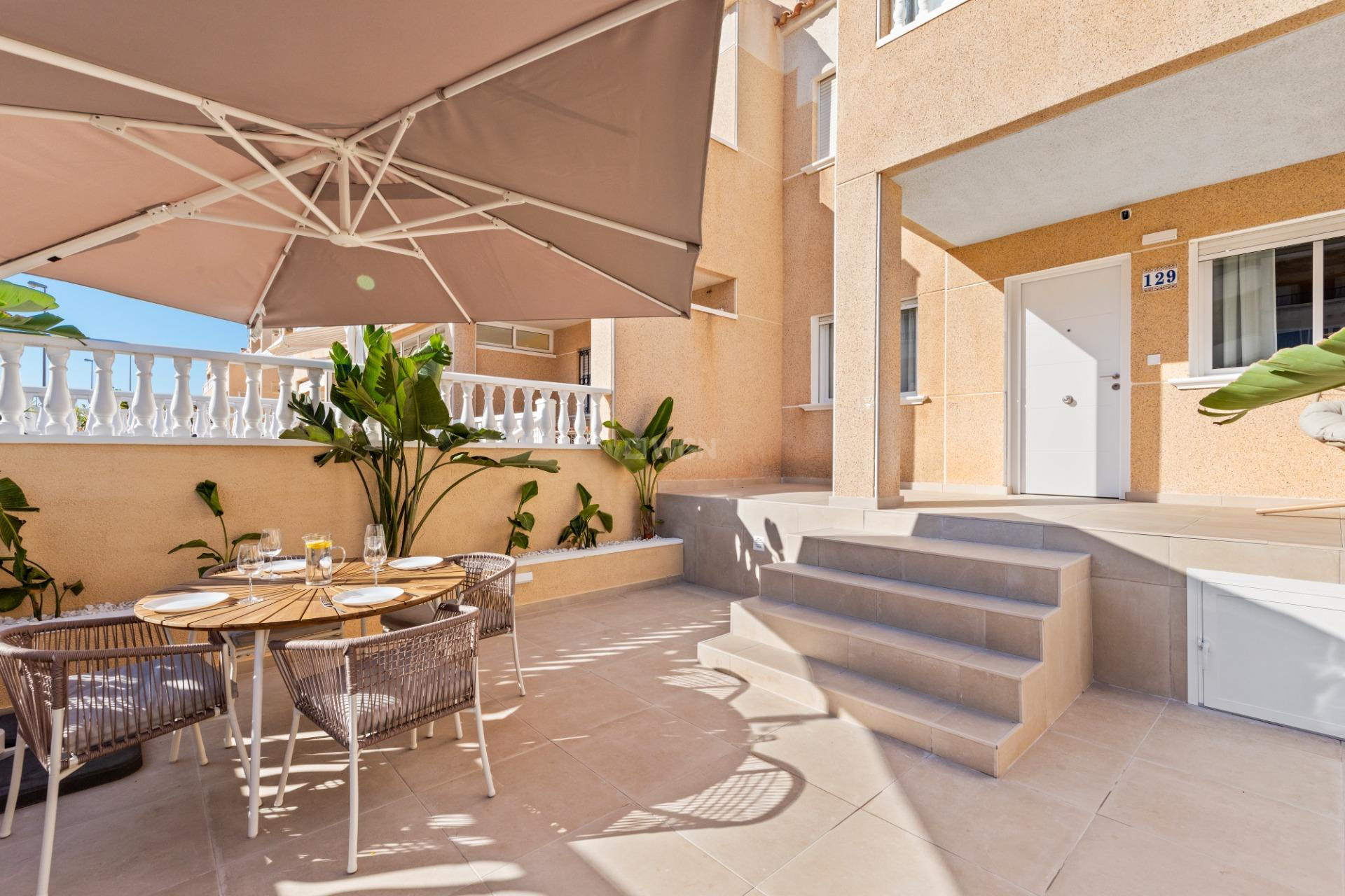 Resale - Apartment / flat - Torrevieja - Costa Blanca